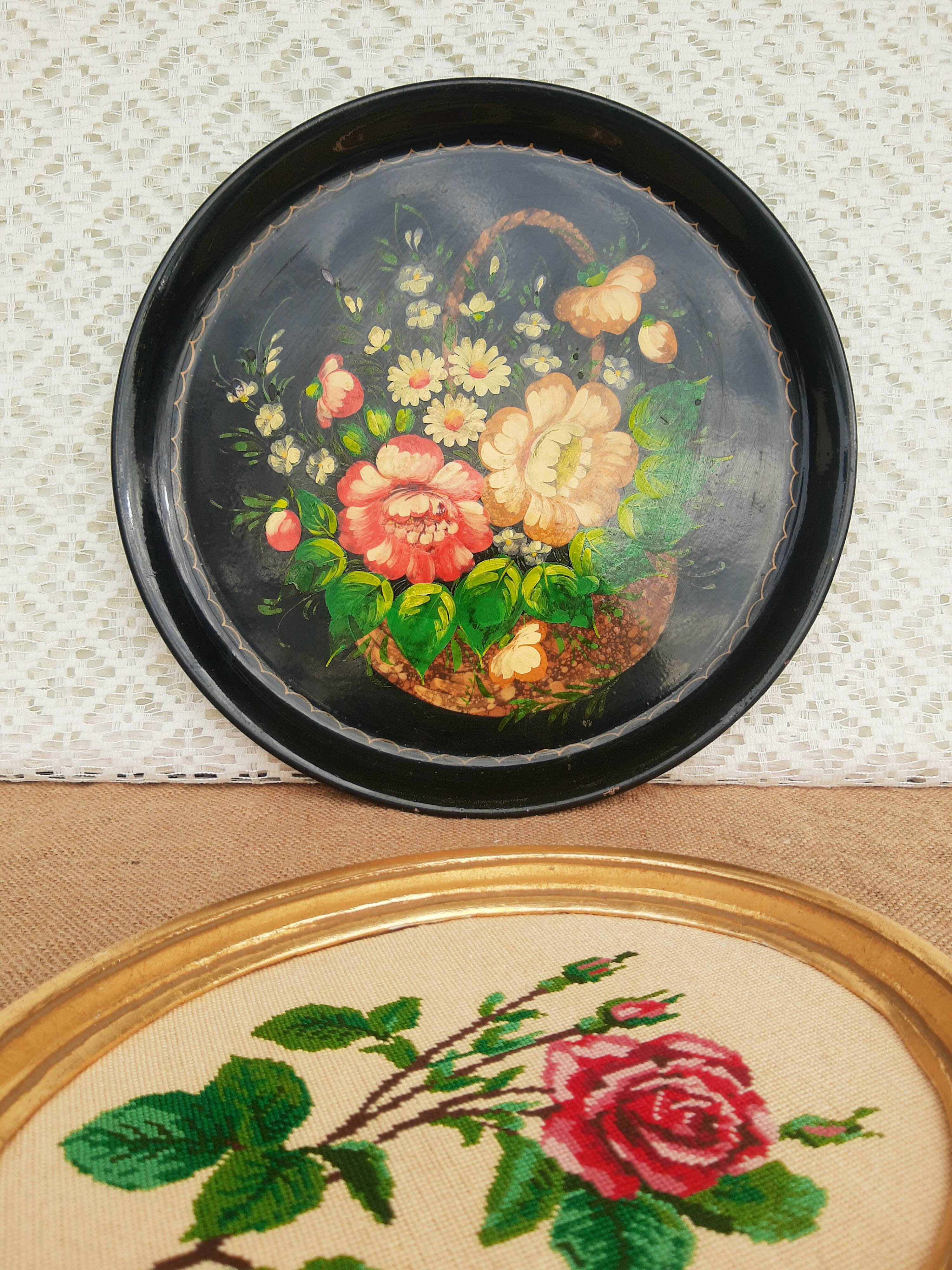 Black metal round top and vintage hand-painted flowers