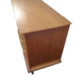 Vintage chest of drawers from the 70s in oak