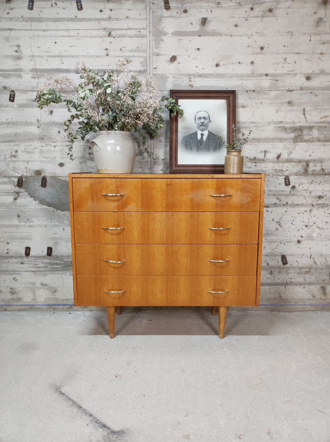Vintage chest of drawers