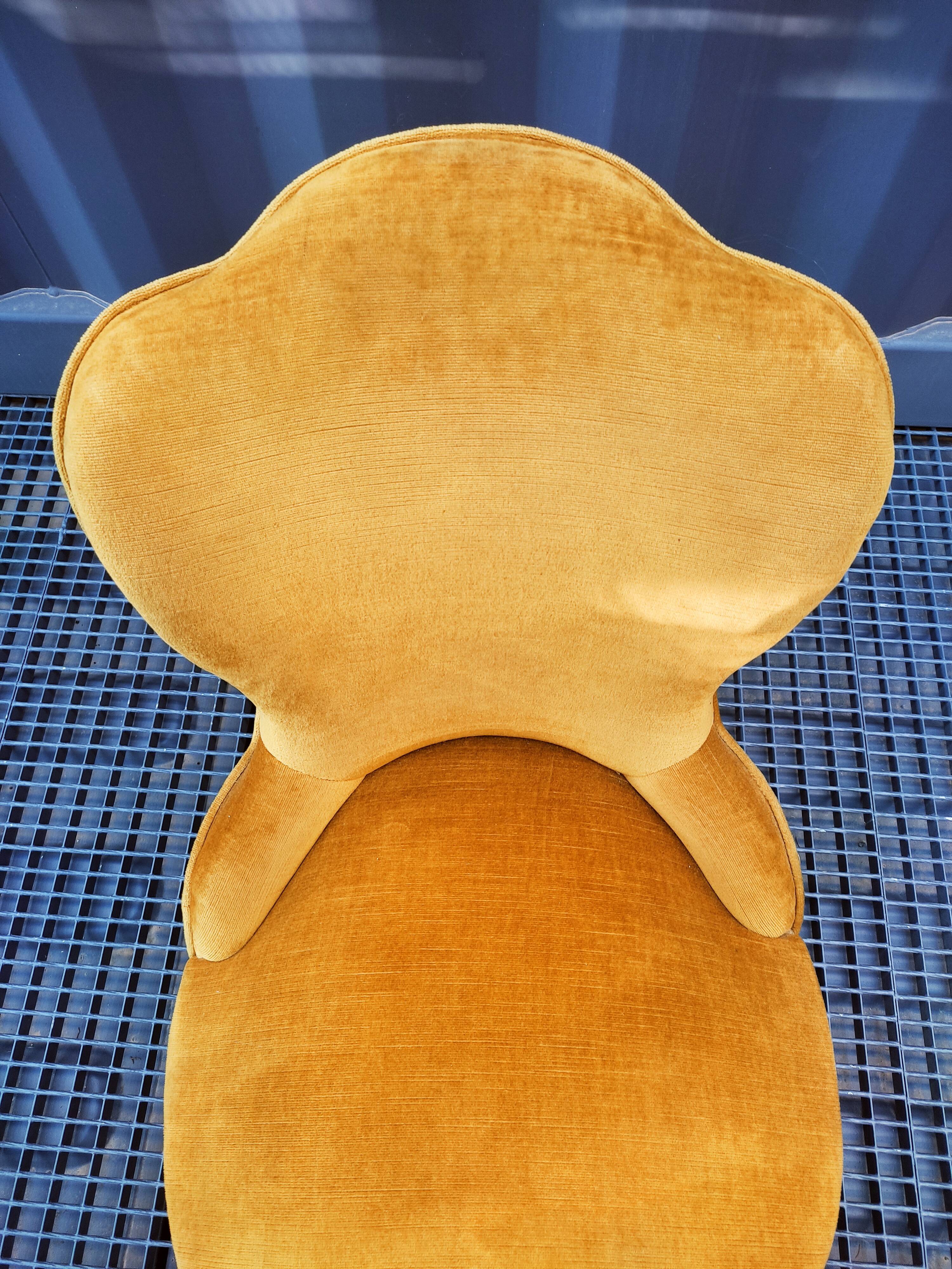 Golden toad armchair