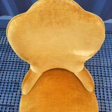 Golden toad armchair