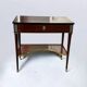 Table, console, bureau en acajou de style Louis XVI, époque XXème s.