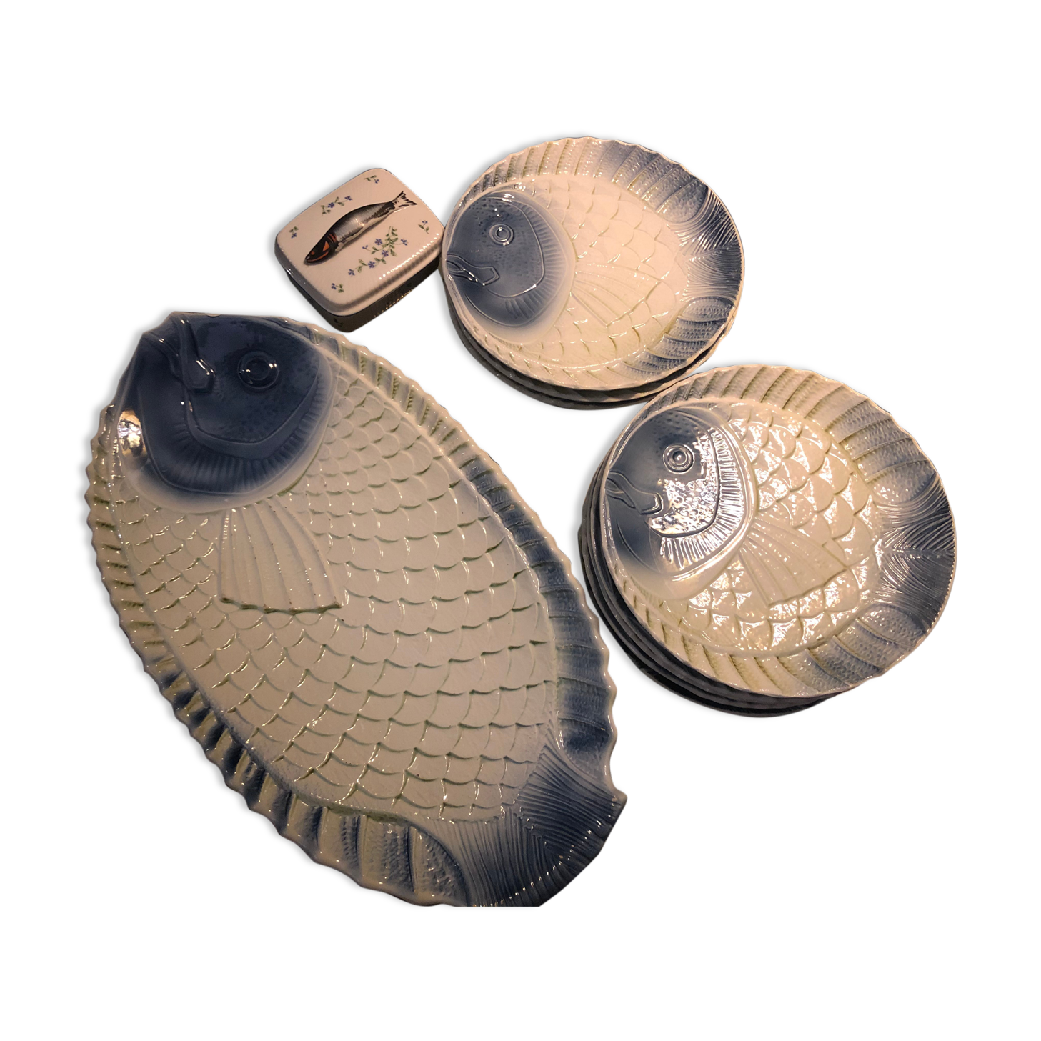 Service d'assiettes  "poisson"