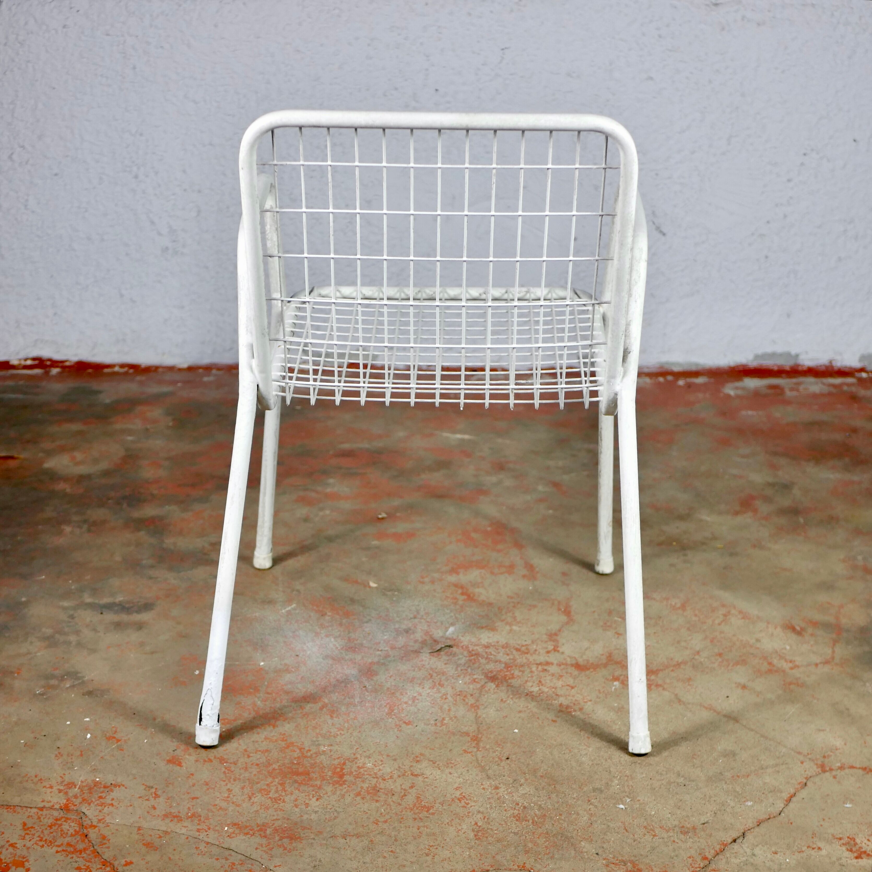 Emu chair, Rio model