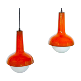 Paire de suspensions en céramique émaillée orange