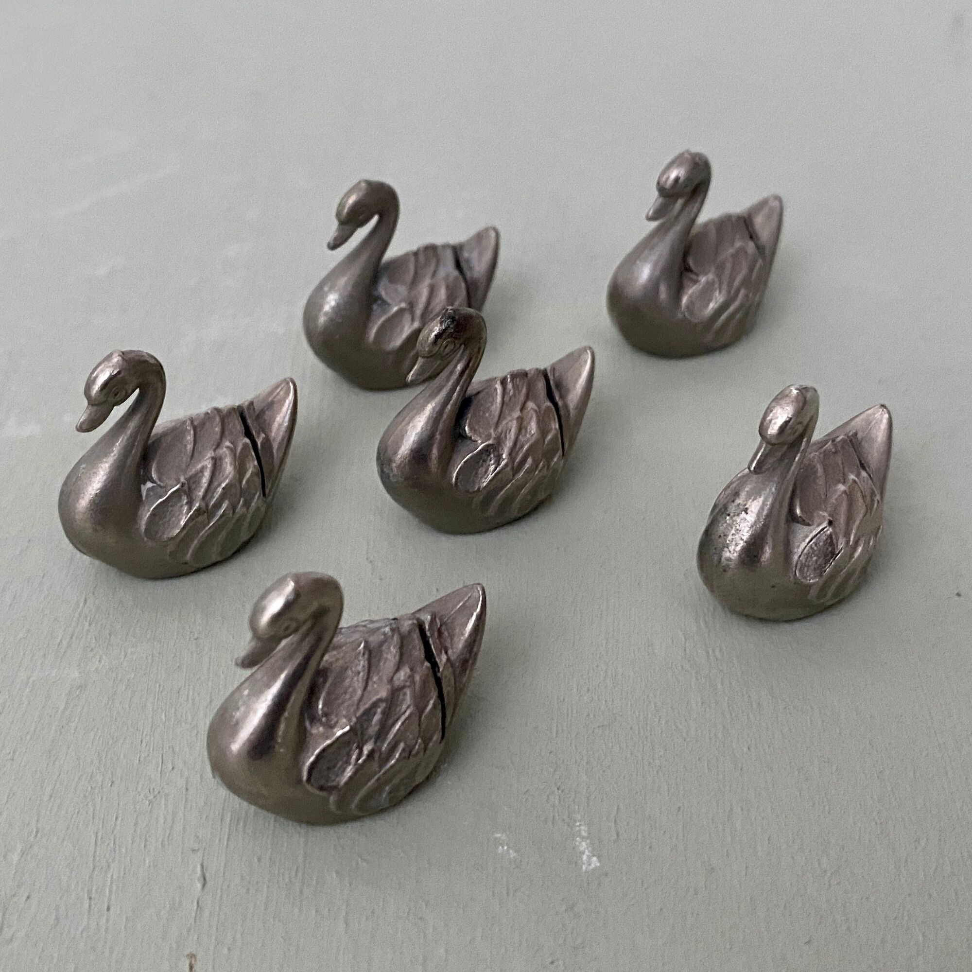 Set of 6 vintage placeholders in the shape of swans