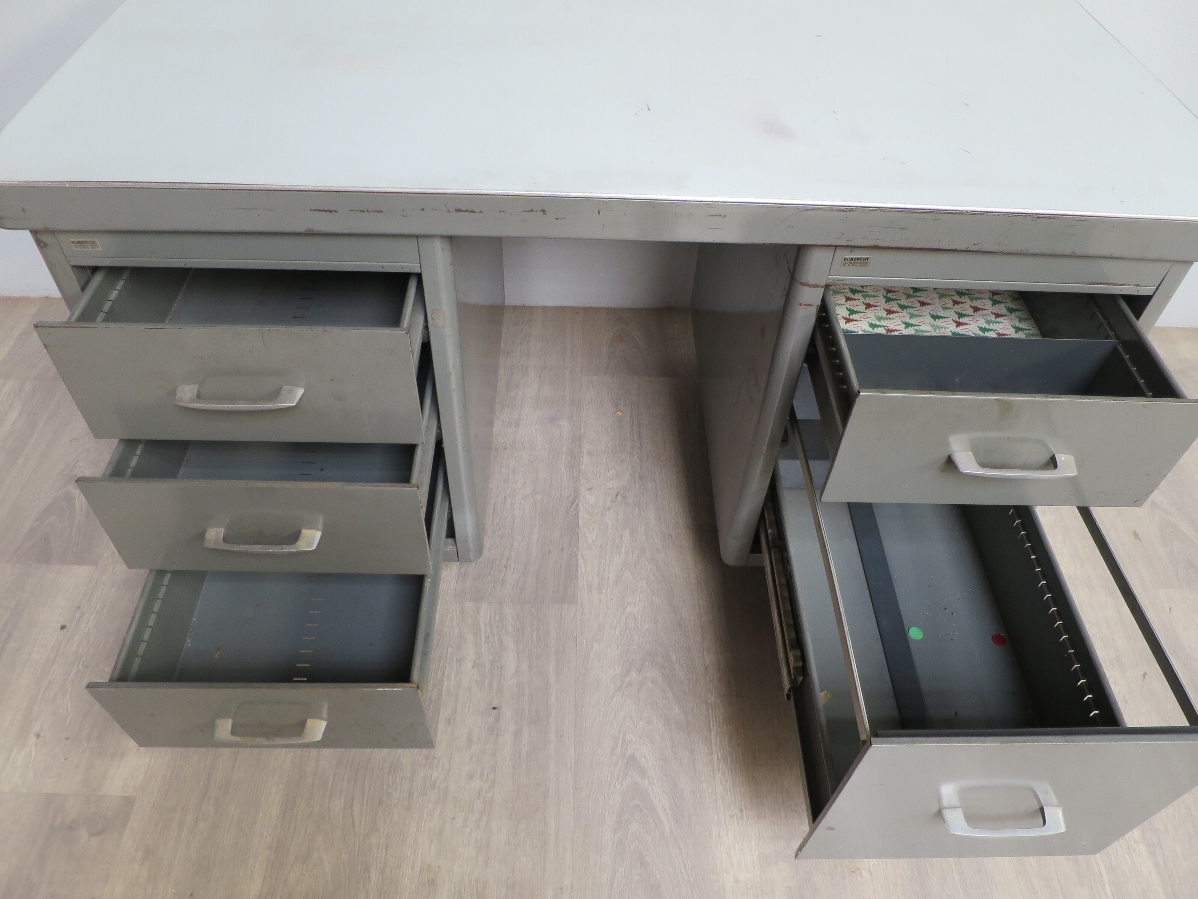 Industrial office year 50/60