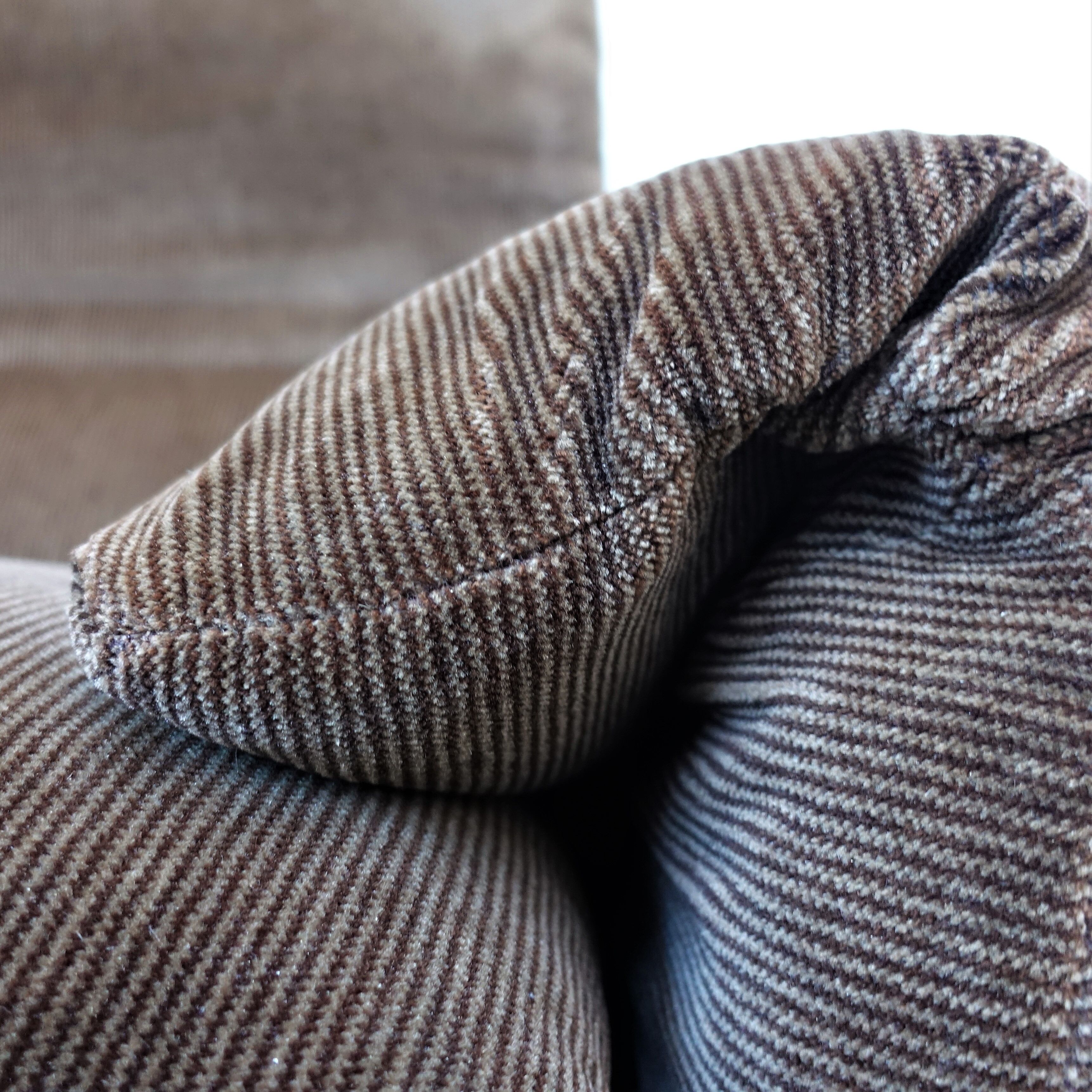 Maralunga armchair by Vico Magistretti for Cassina 1970