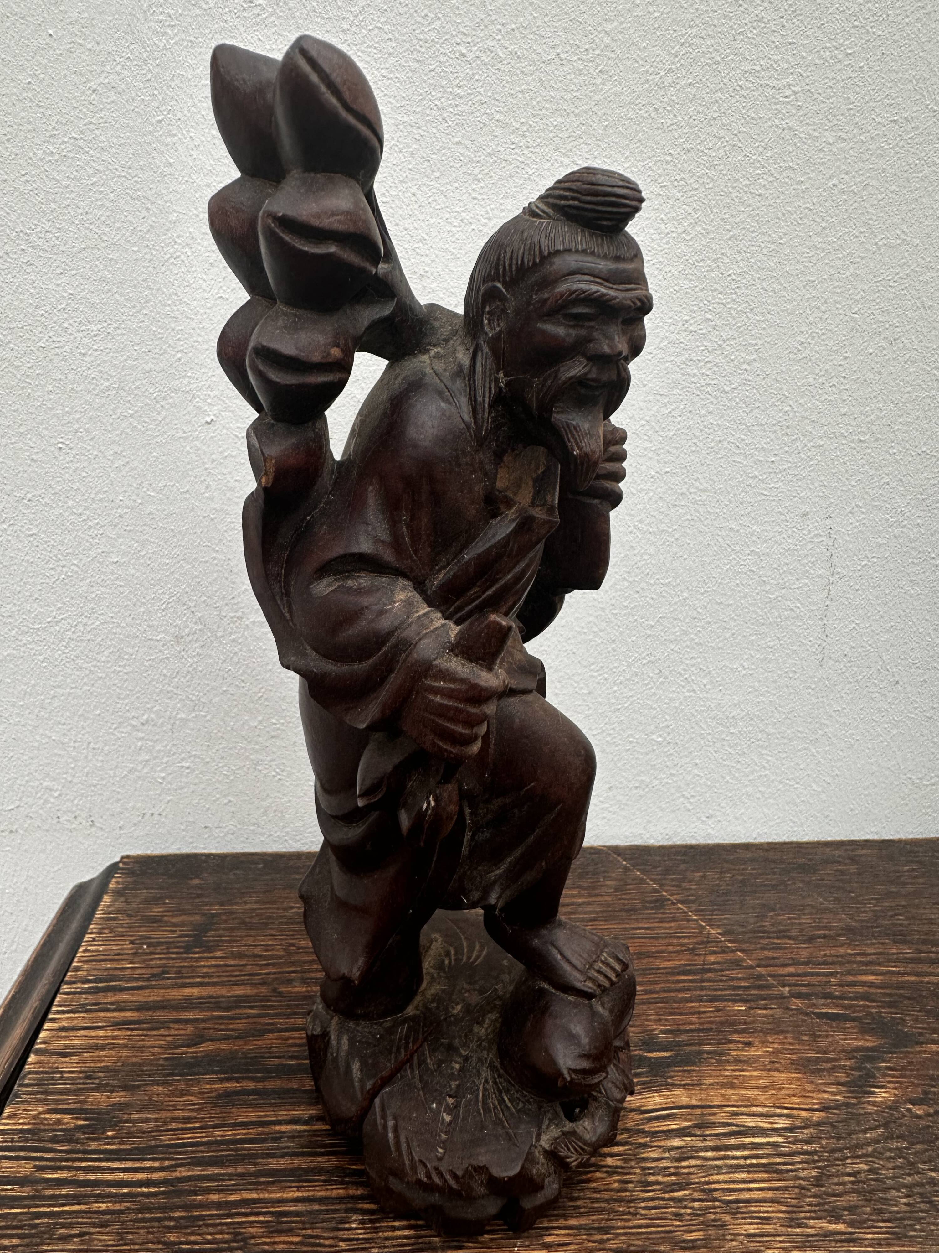 Carved wooden sculpture "Chinese peasant", early 20th century.