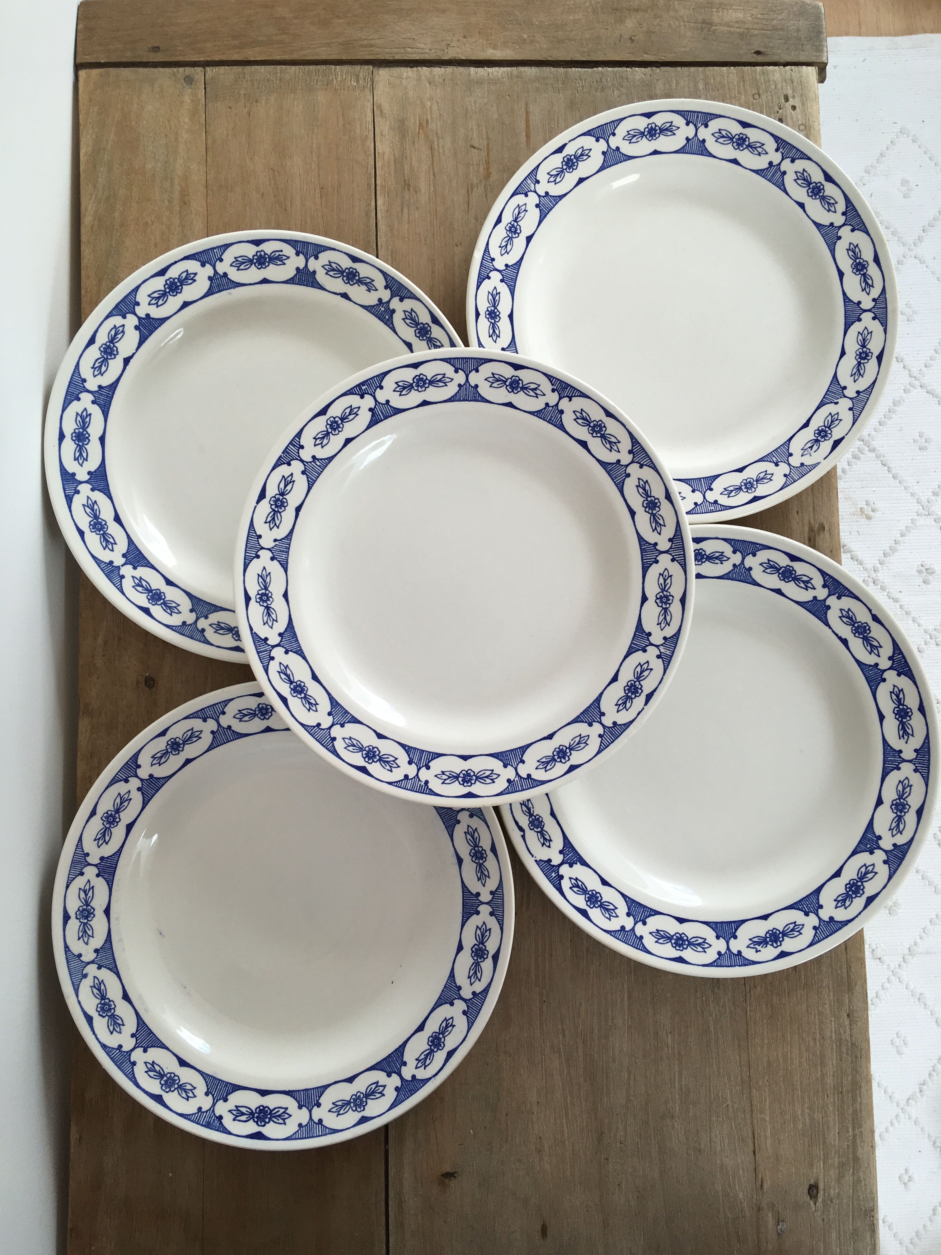 Retro blue pink plates