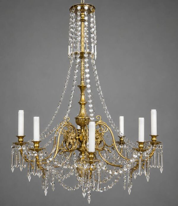 Grand lustre de style rococo. Bronze, cuivre et cristal massif. Nouvelle installation électrique.