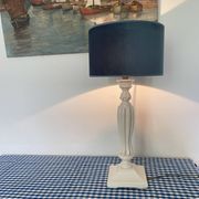Lampe en bois sculpté Blanc d’Ivoire