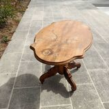 Charles X walnut pedestal table