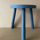 Tabouret tripode en bois