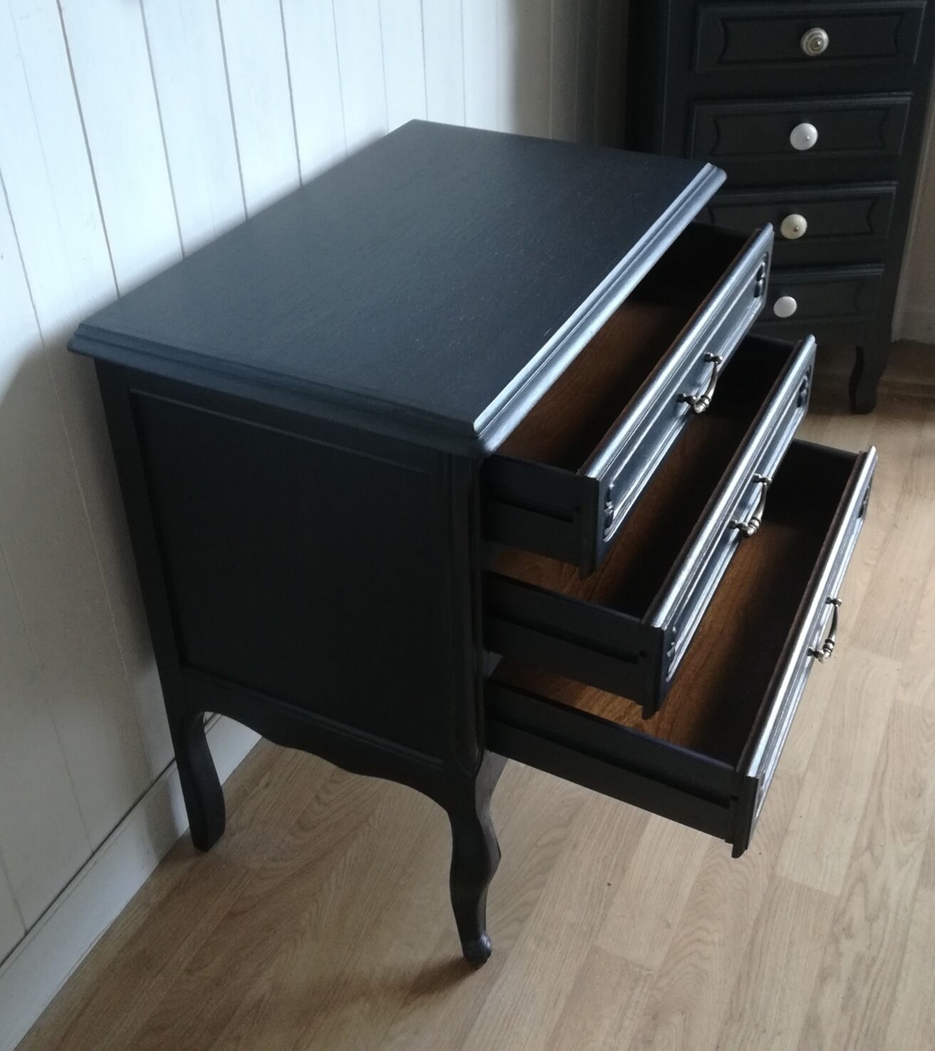 3 drawer chest of drawers