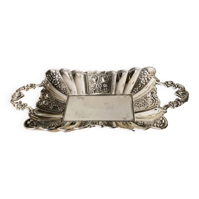 Plateau à lettres vide poche St Louis XV époque XXe en métal repoussé