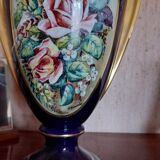 Covered vase