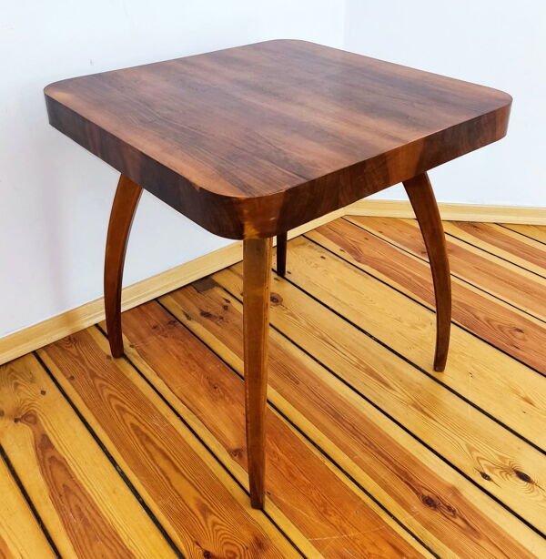Table par J. Halabala pour UP Závody Tchécoslovaquie années 1940