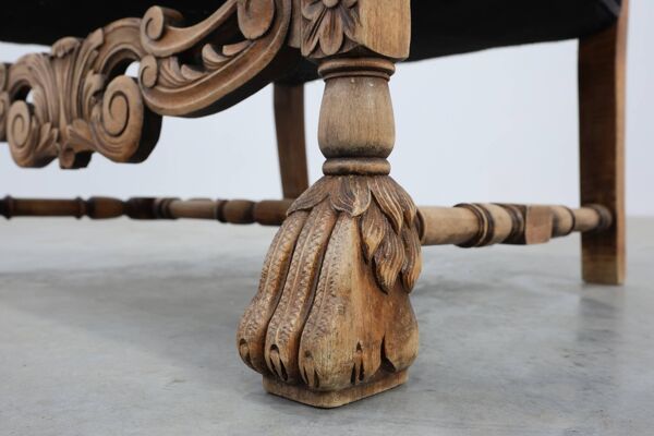 Fauteuil Louis XIII du 19ème siècle en lin noir, France