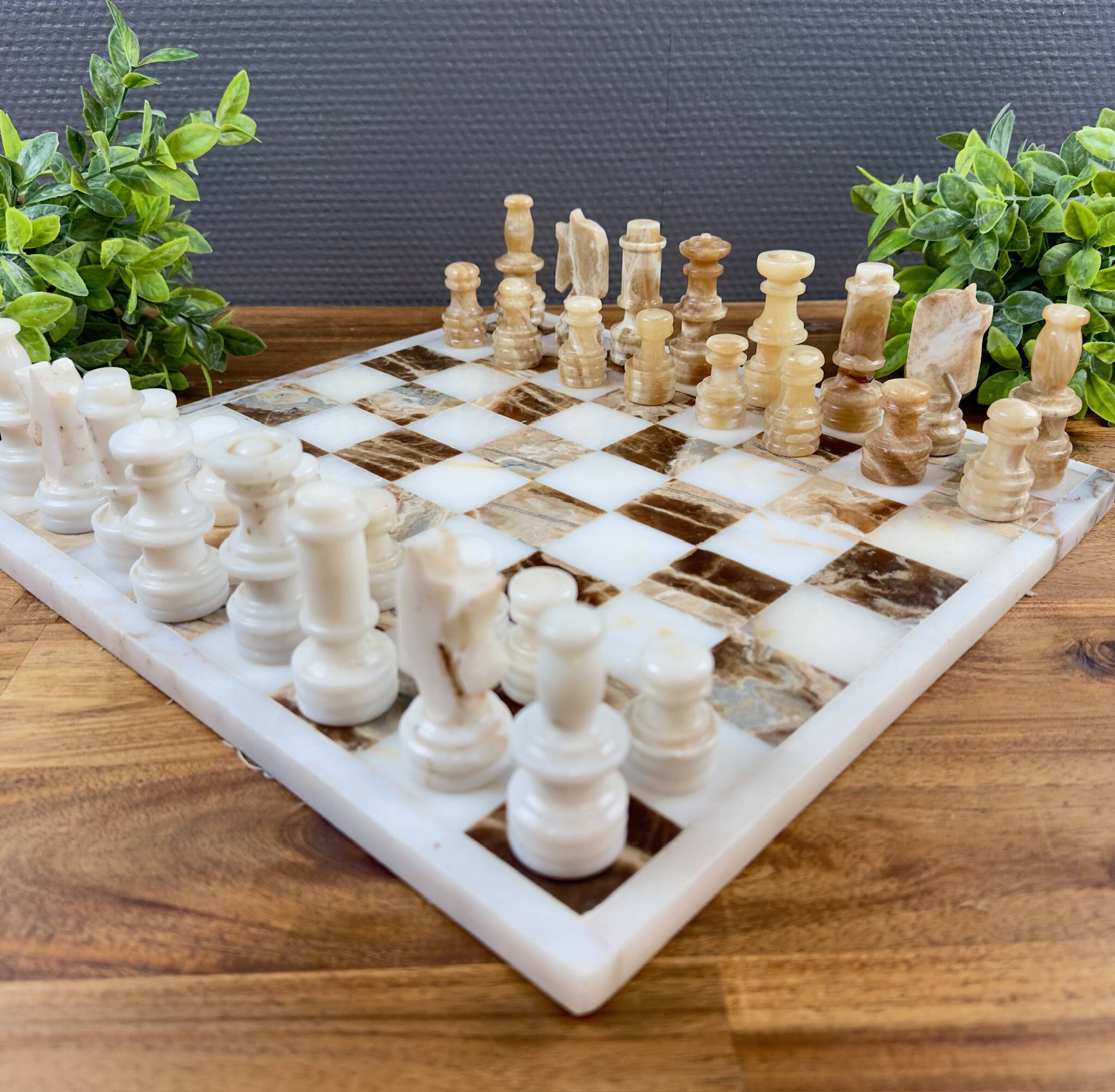 Jeu d’échecs en onyx – Plateau et pièces en pierre naturelle