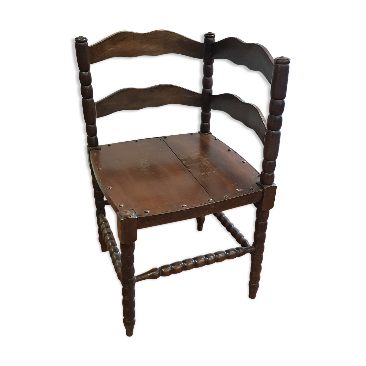 Fireplace corner armchair