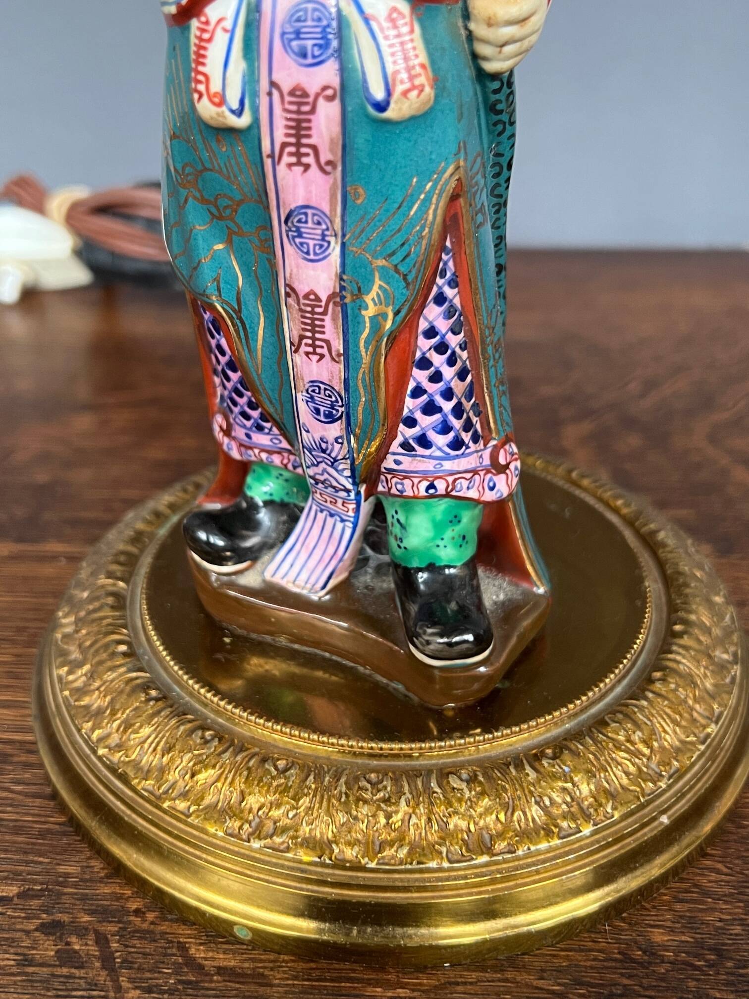 Table lamp. Porcelain, hand-painted.