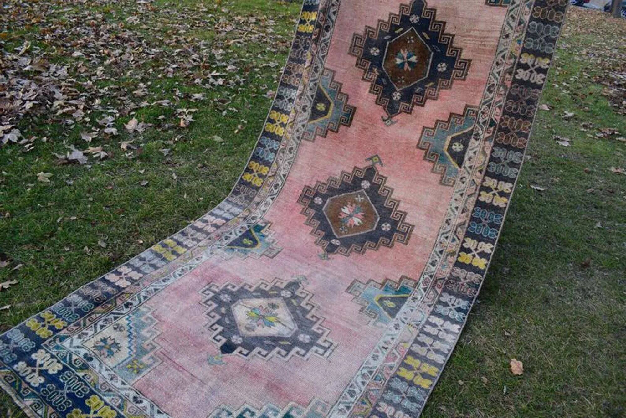 Vintage Turkish hallway rug 135x330 cm
