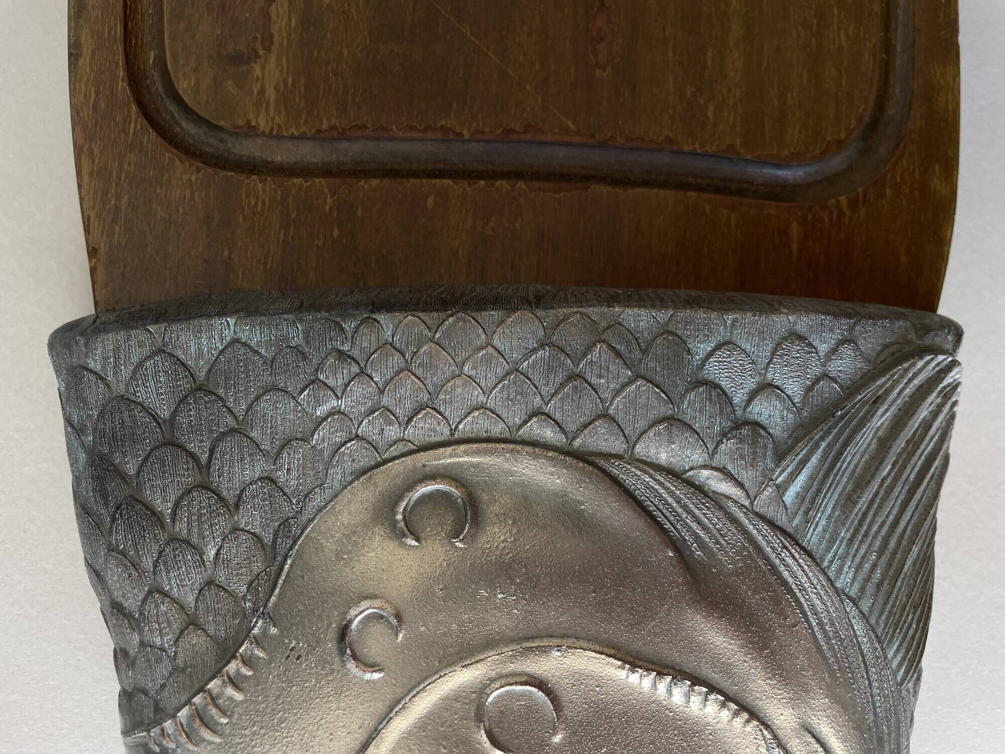 Large wooden and silver-plated fish board, 90 cm