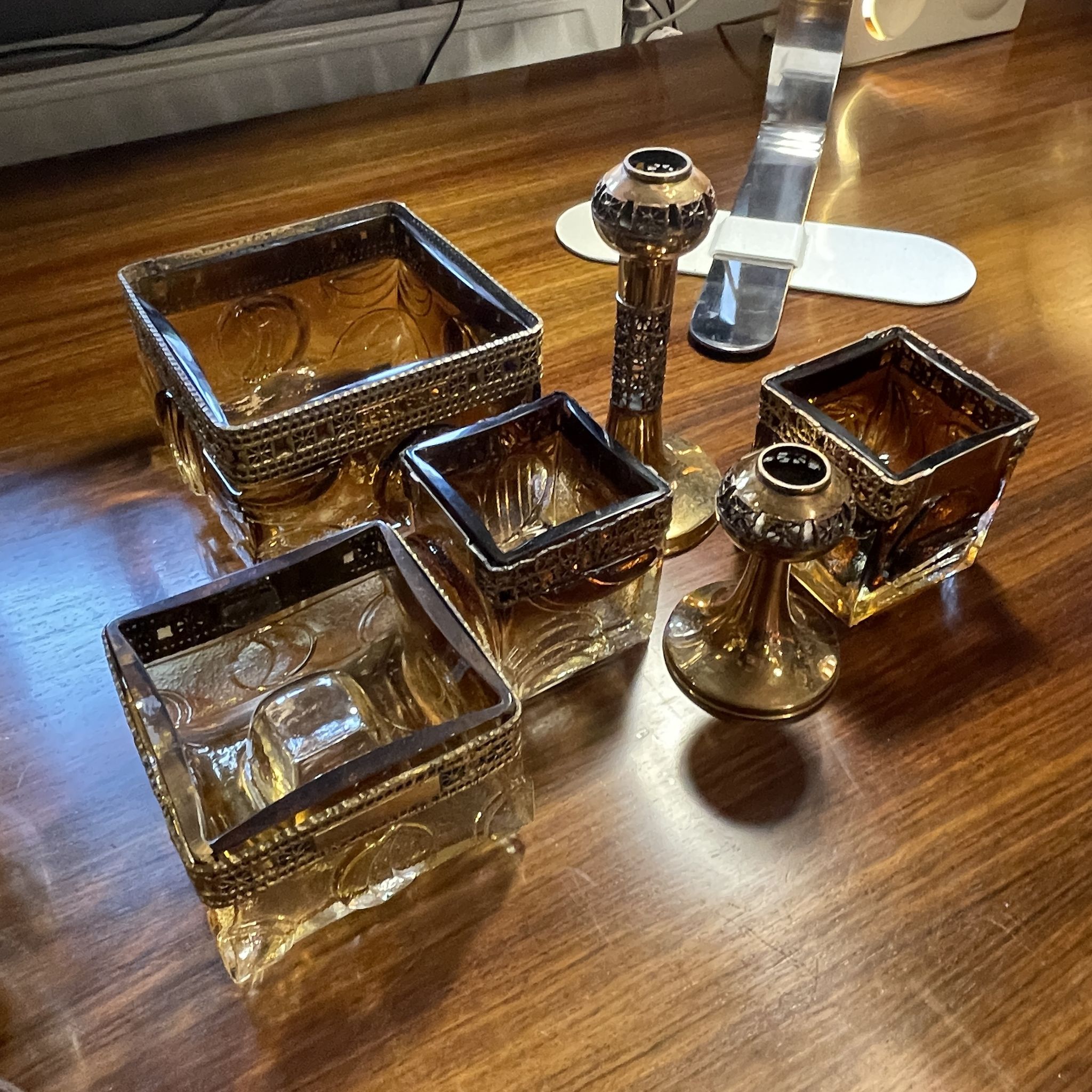 Scandinavian glassware set by Pentti Sarpaneva Turun Hopea Finland for Oy Kumela circa 1972