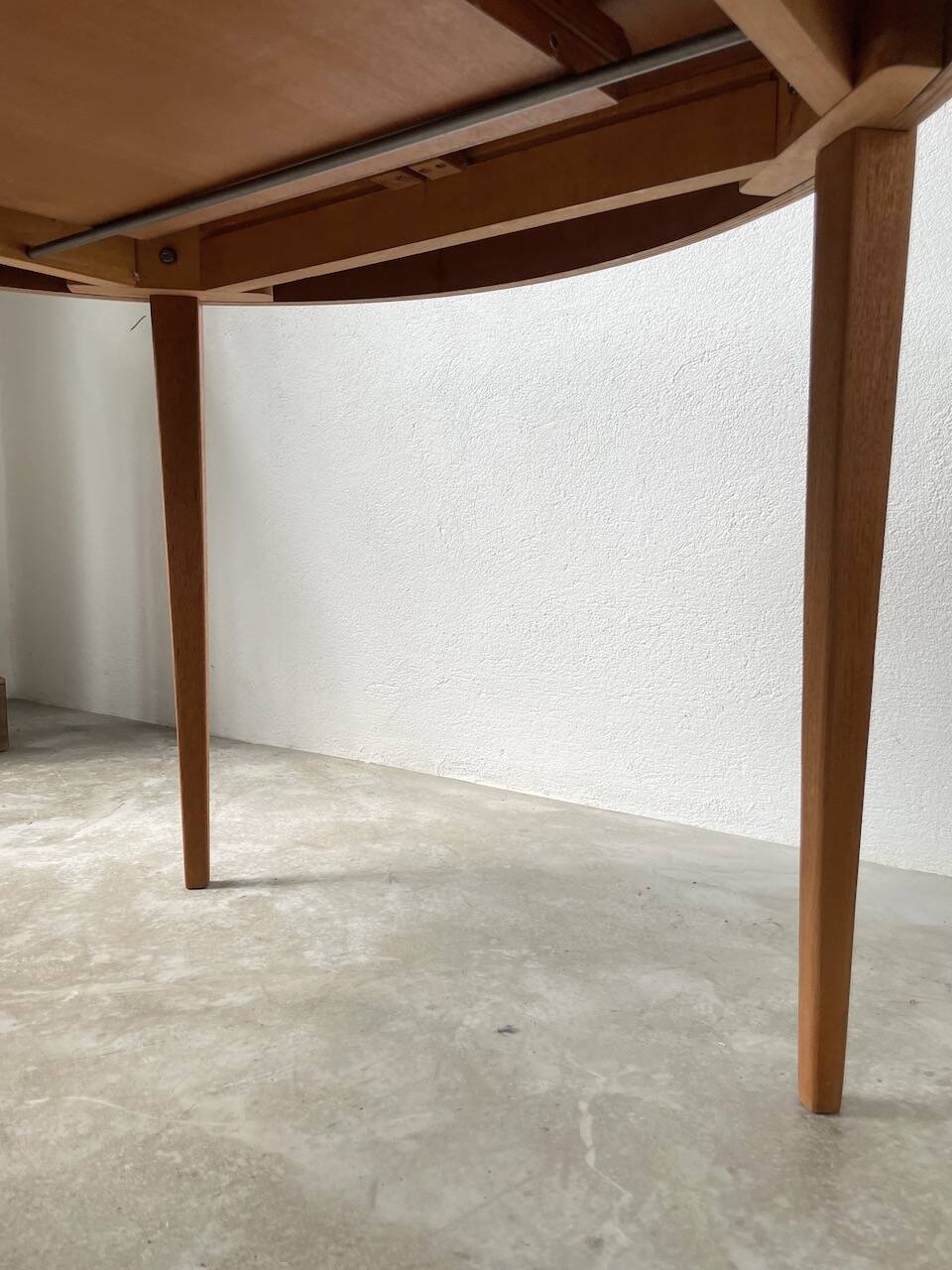 Scandinavian round teak table with extension