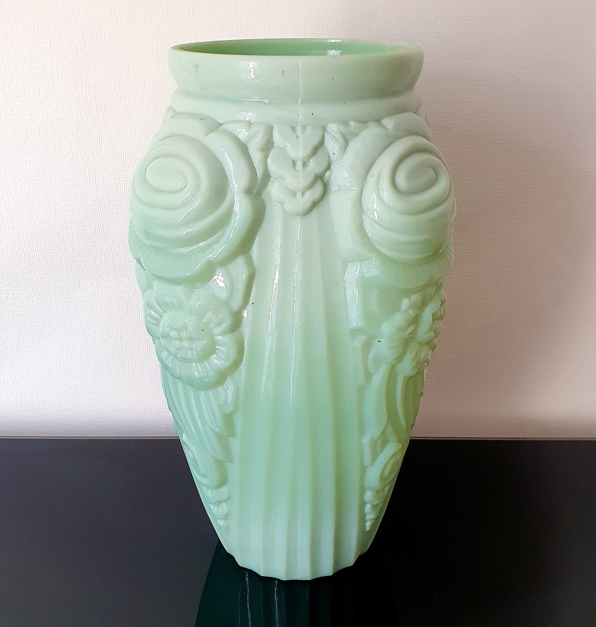 Vase en opaline Art Deco