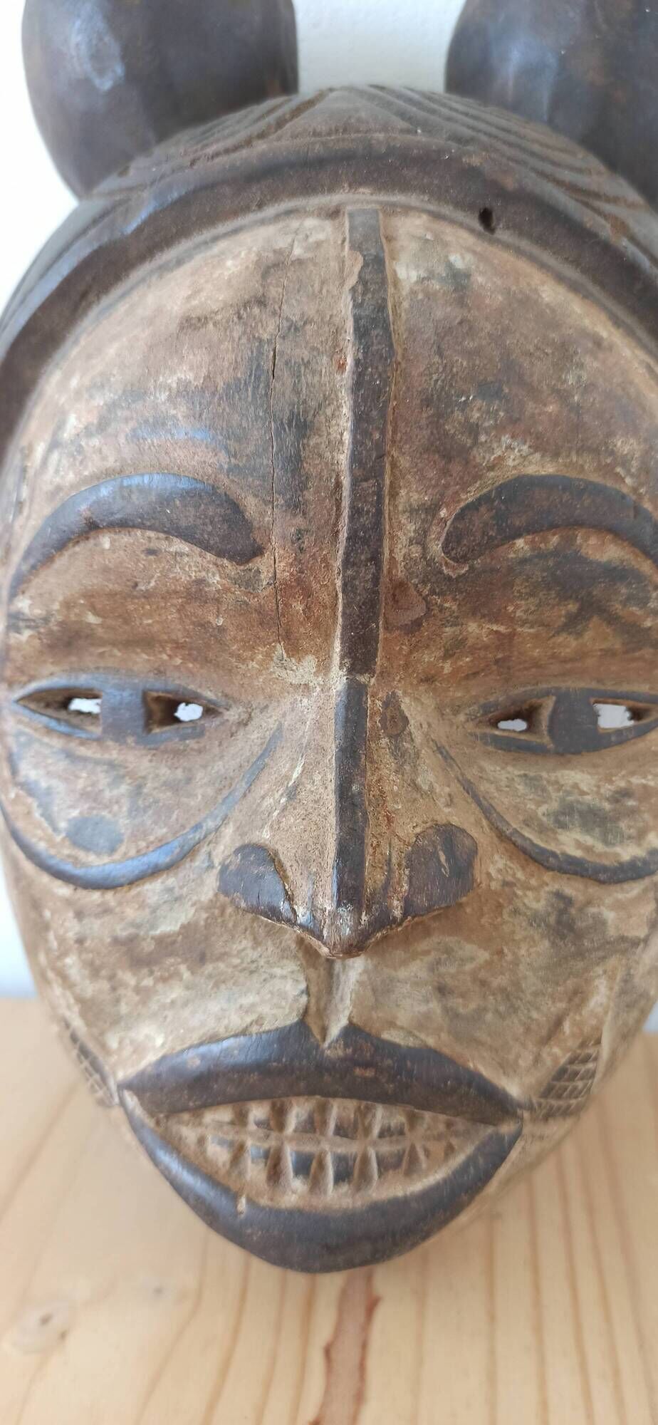 Igbo wooden mask from Nigeria - African tribal art
