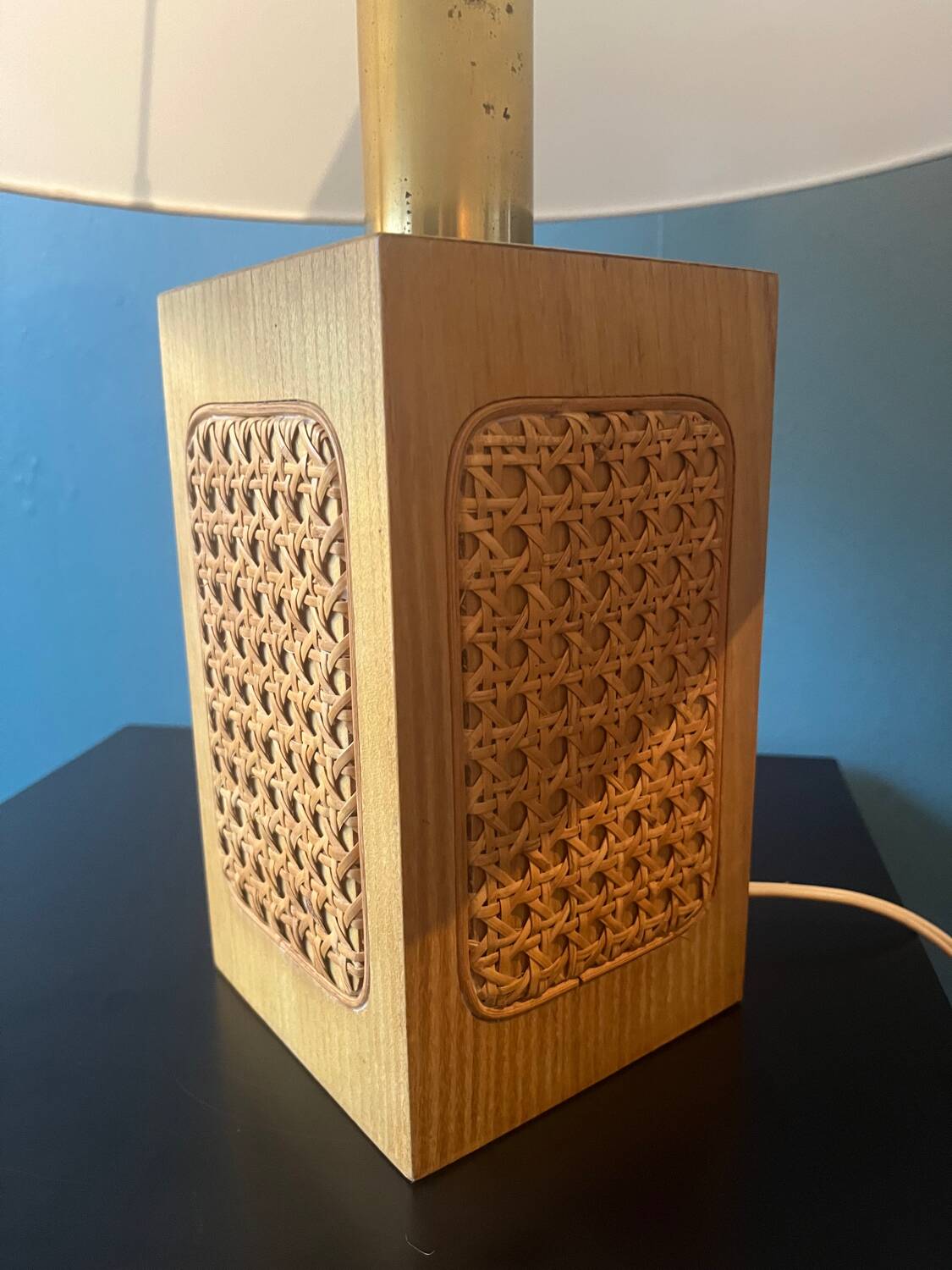 Wooden and cane foot lamp from the 60s