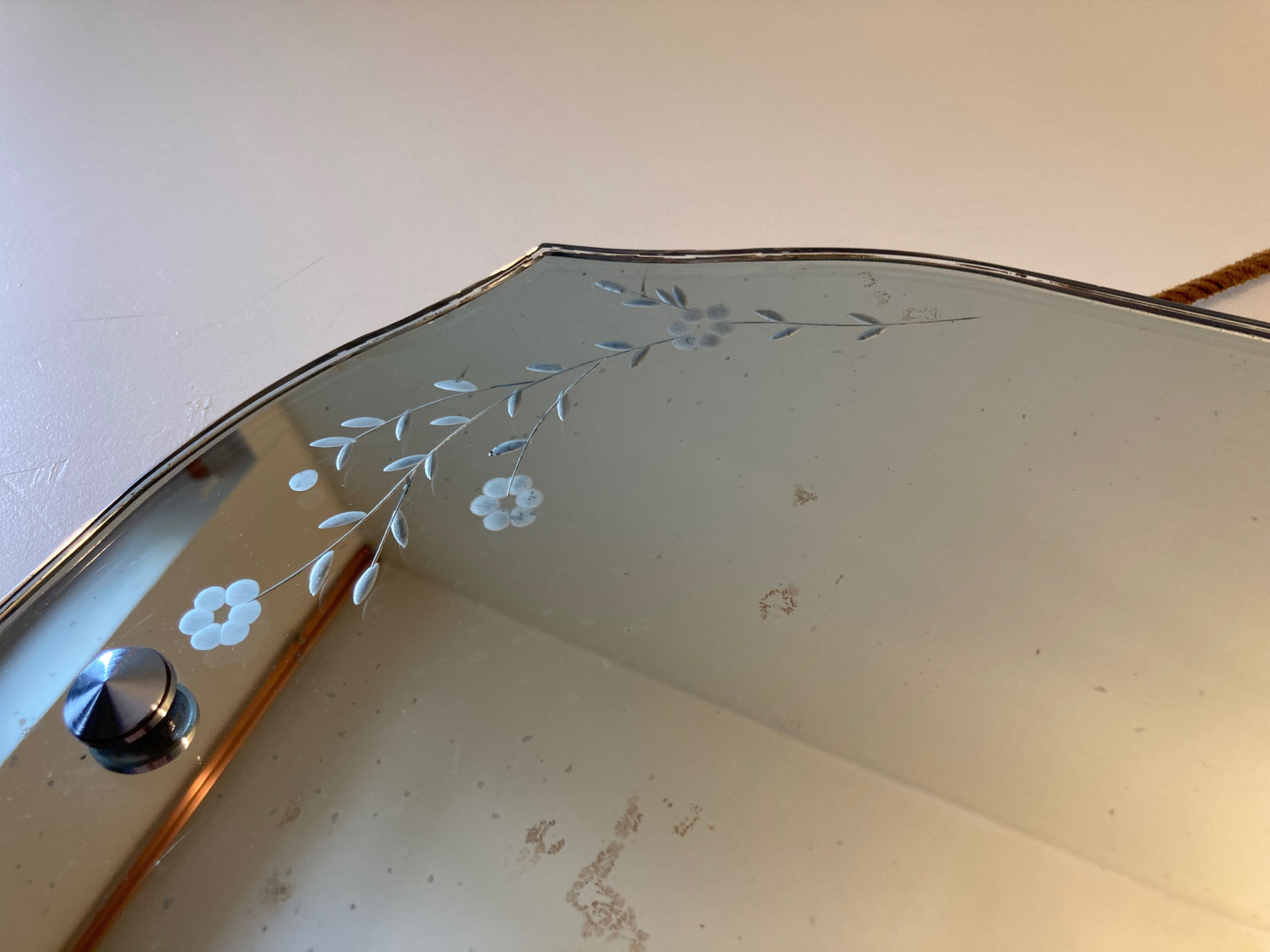 Antique chiseled mirror 60 X 40cm