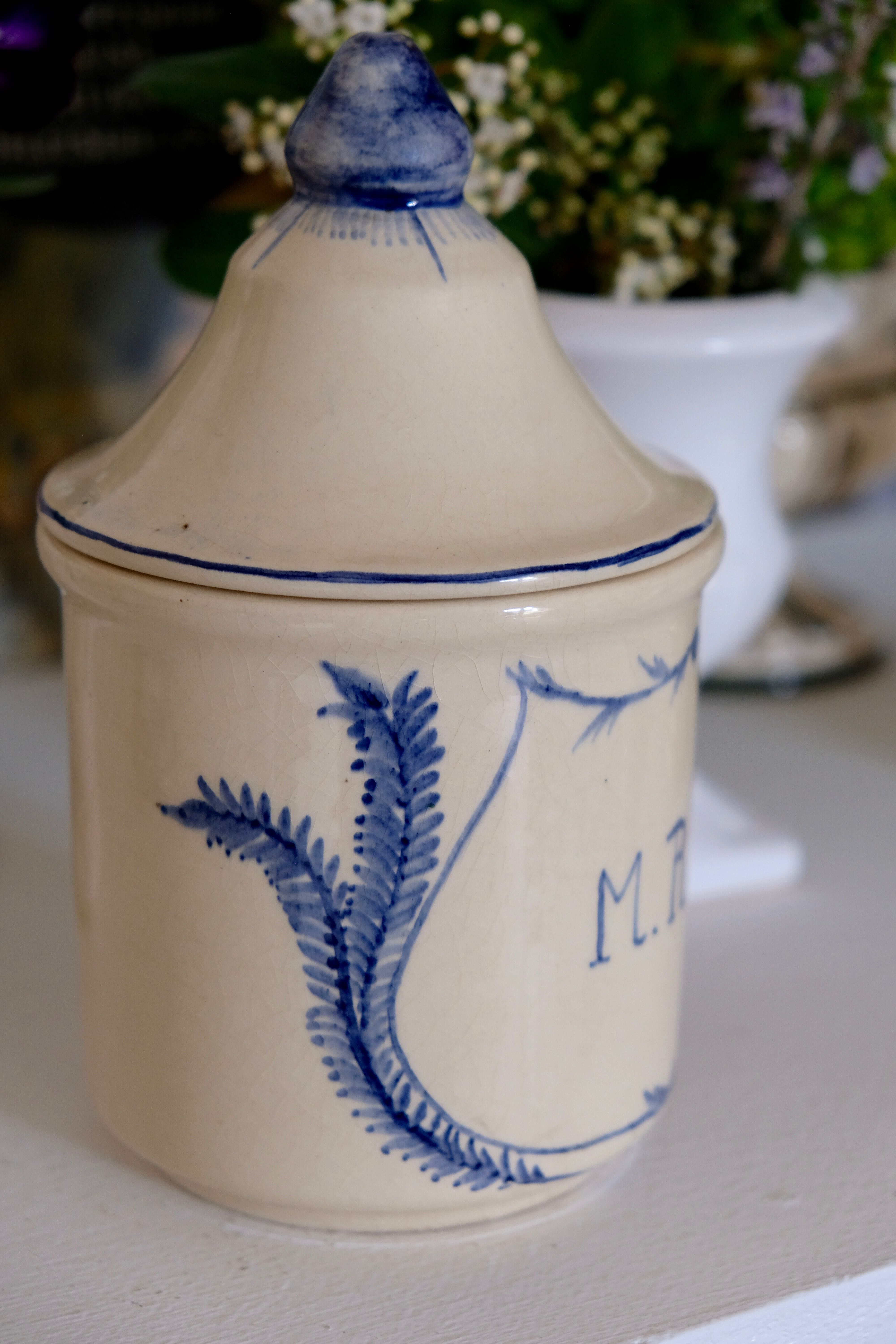 Personalized medicinal herb pot in hand-painted ceramic