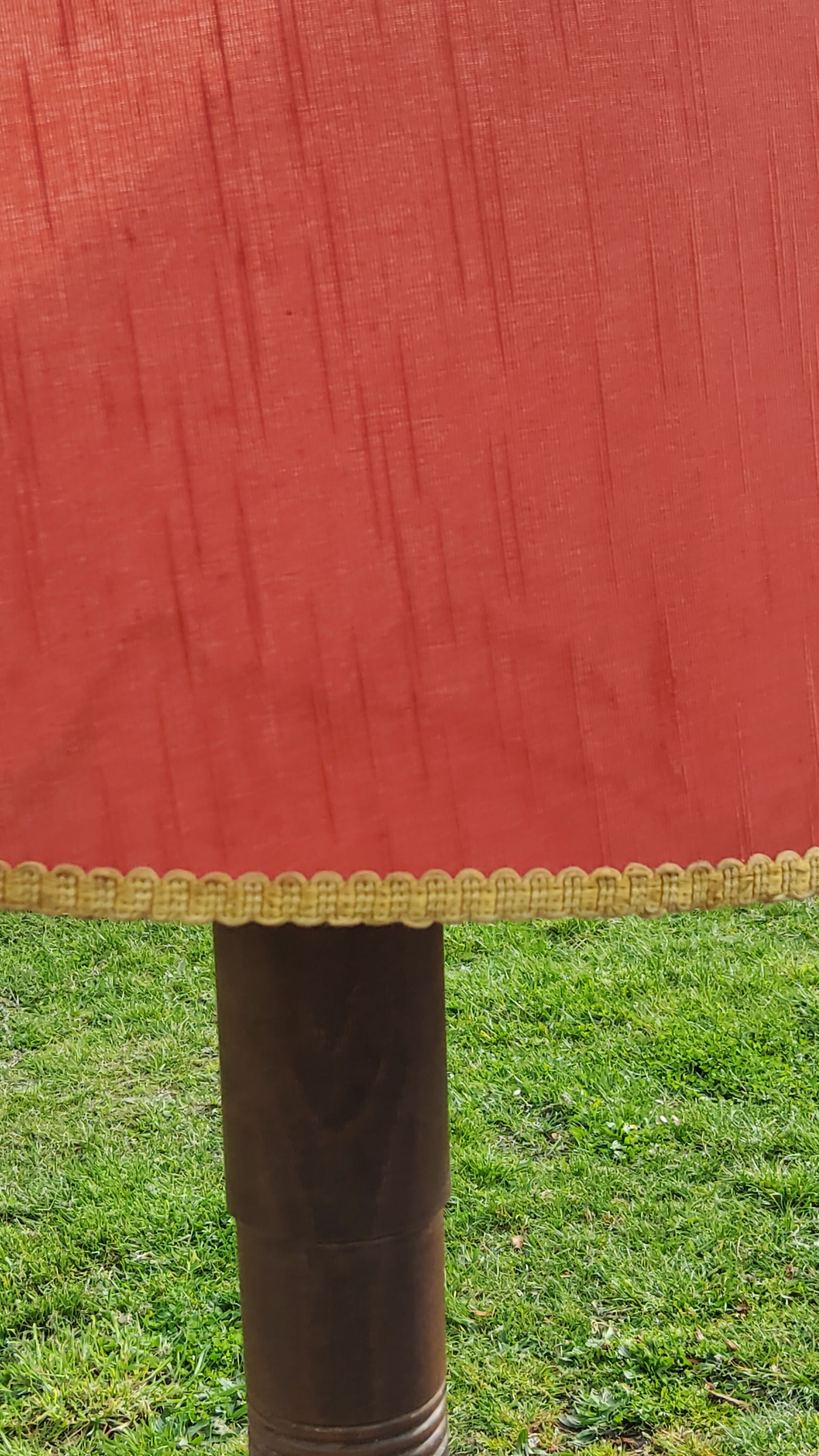 Floor lamp with shelf of the 40s/50s in beech lampshade red fabric
