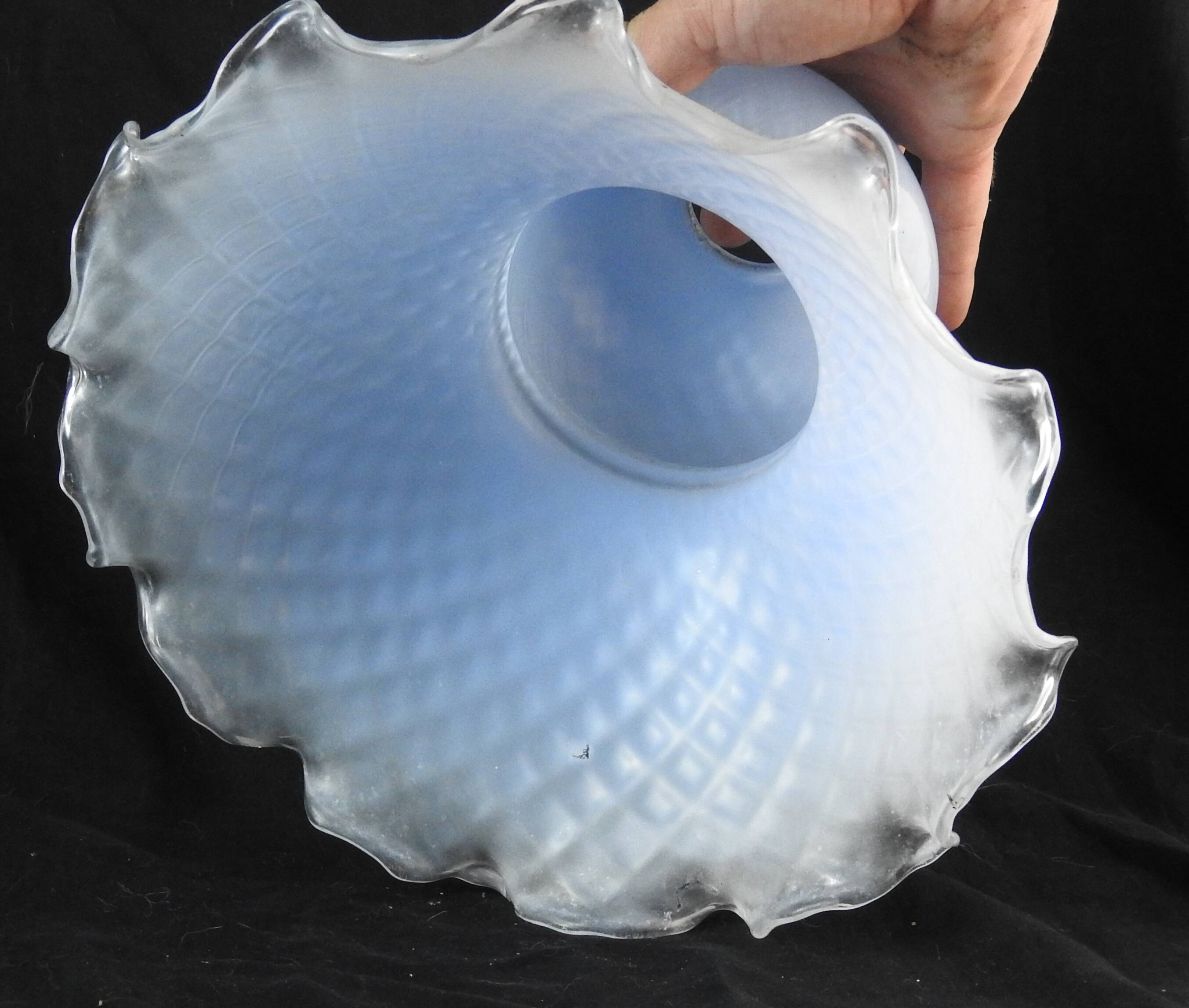 Globe suspension en verre opalescent