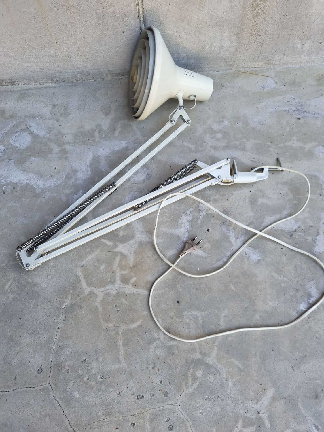 Luxo architect lamp