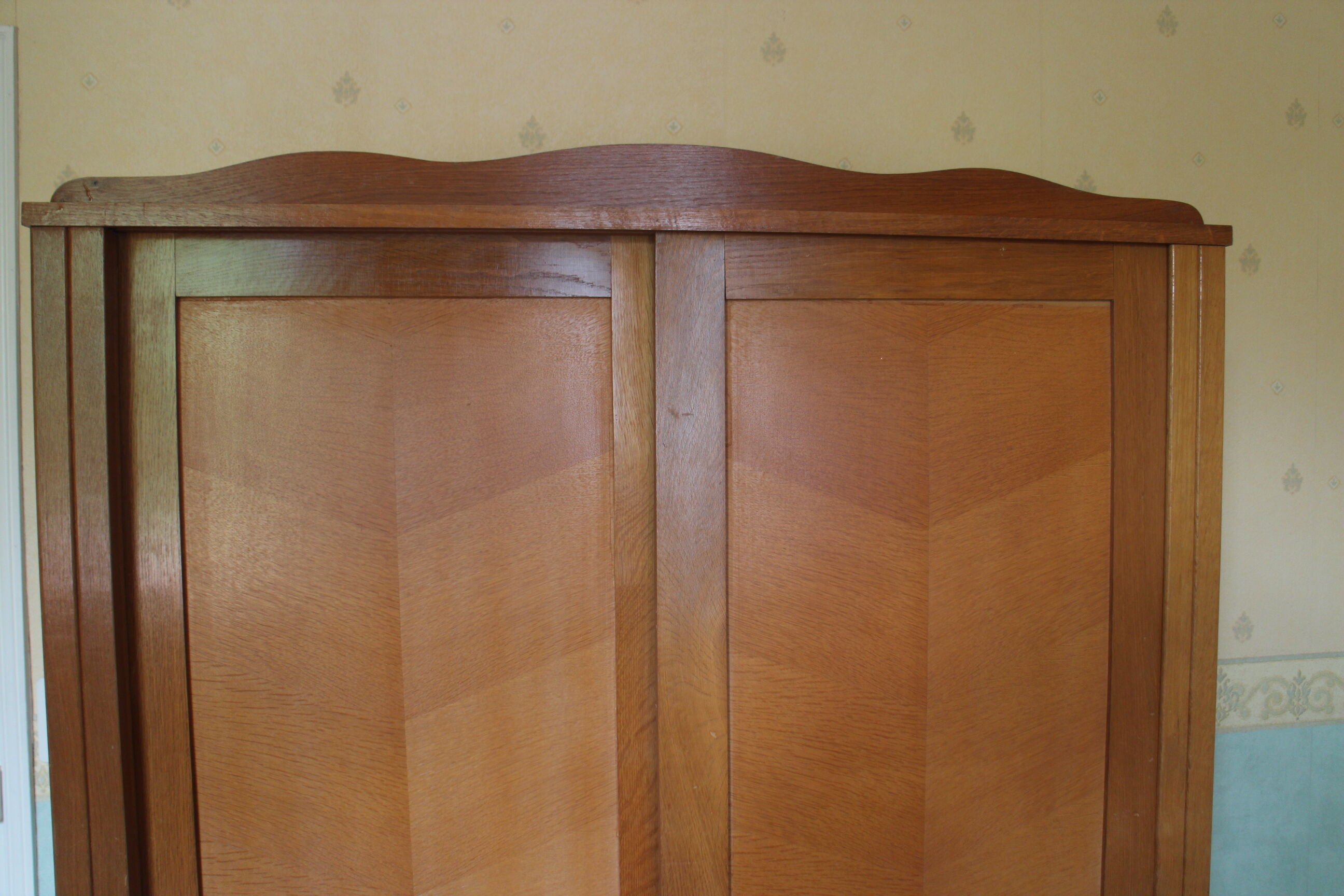 Armoire portes coulissantes