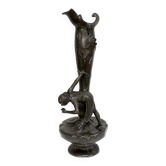 Vase en étain « Jeune femme cueillant un nénuphar », signé P. Jean, Art Nouveau début XXe