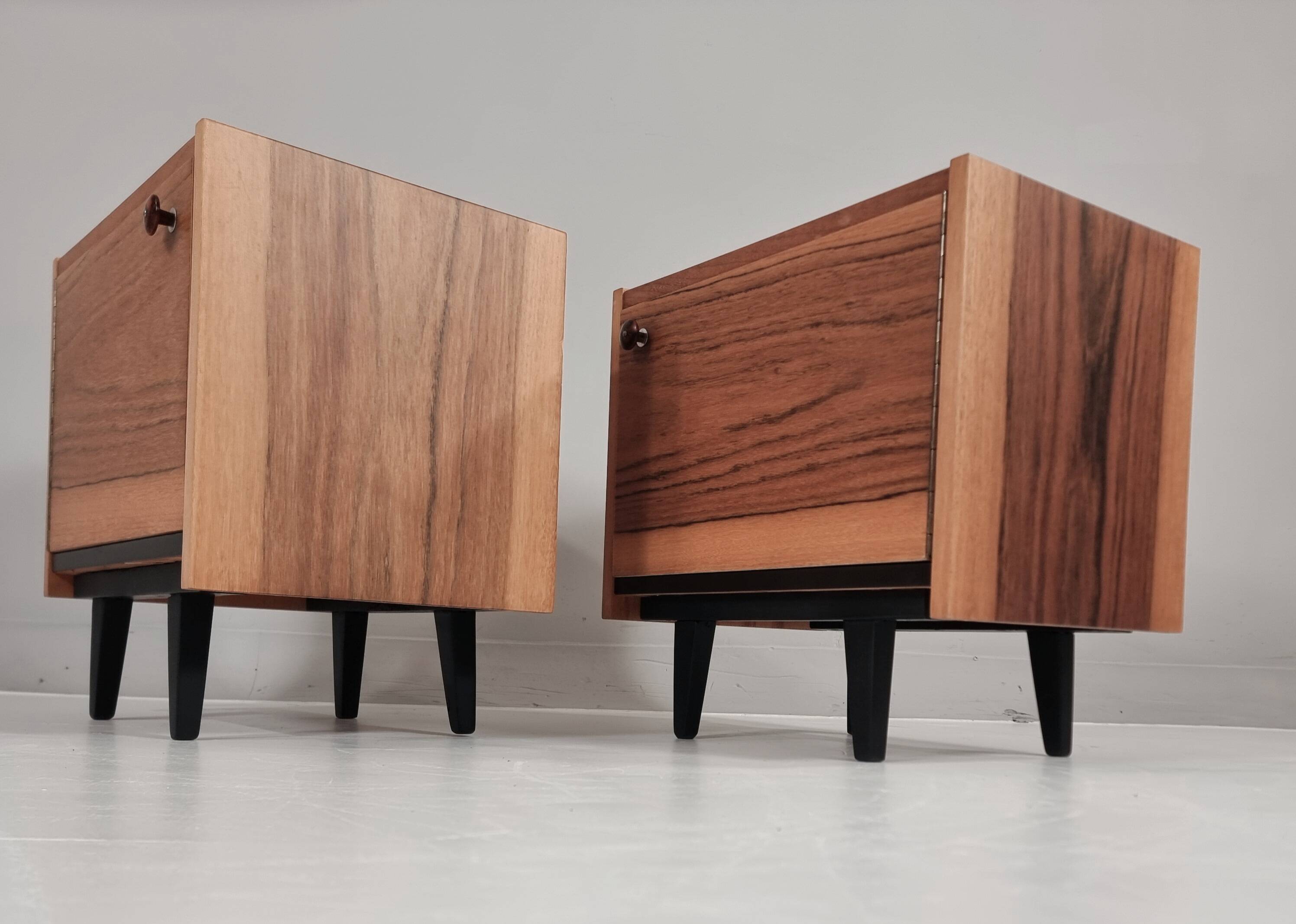 Tables de chevet, années 1970, lot de 2