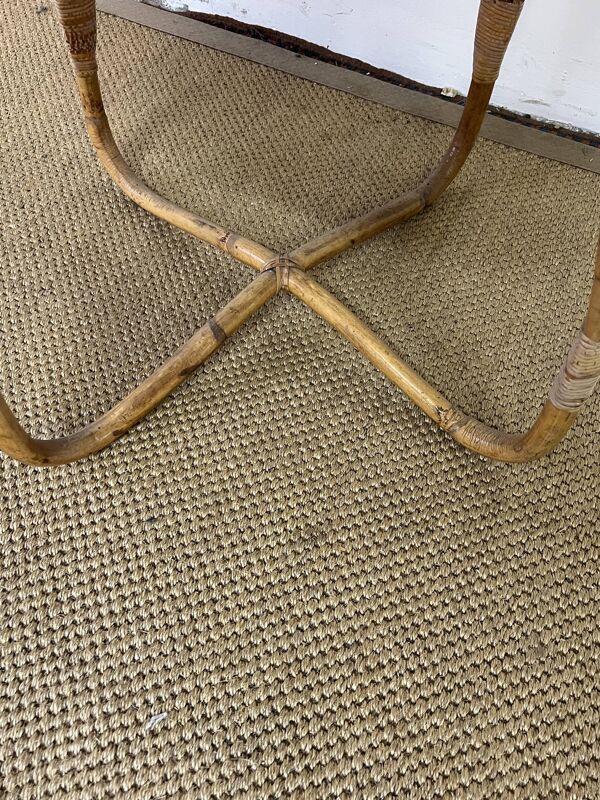Petite table ronde en rotin vintage