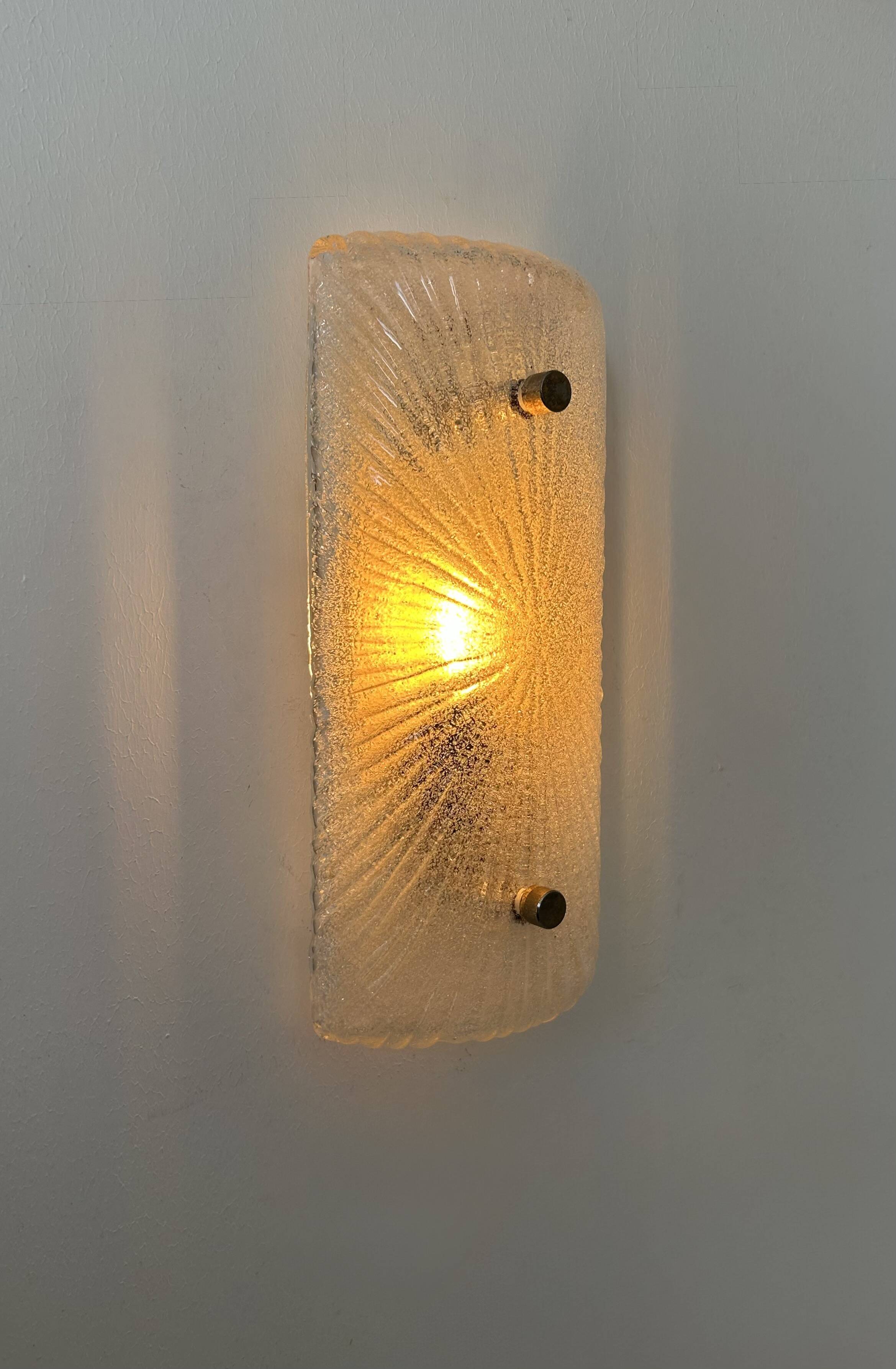 Vintage wall lamp, Murano glass and brass, Italy 1970