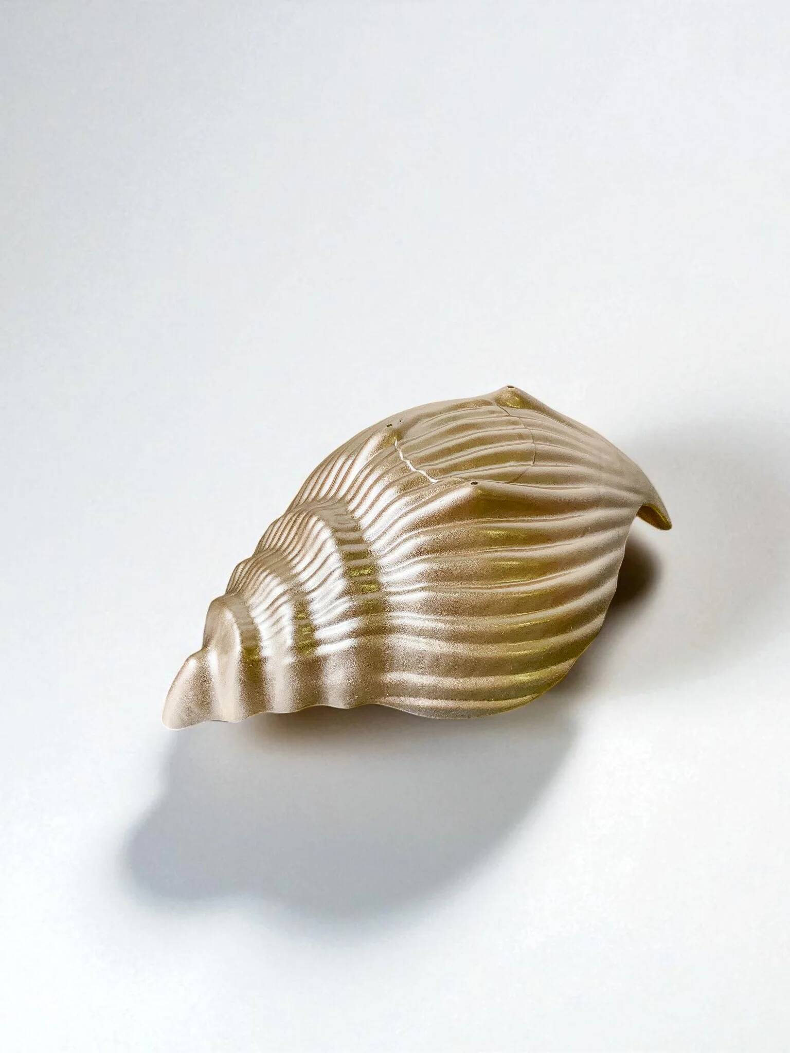 Murano glass shell catchall, Italy, 1980s