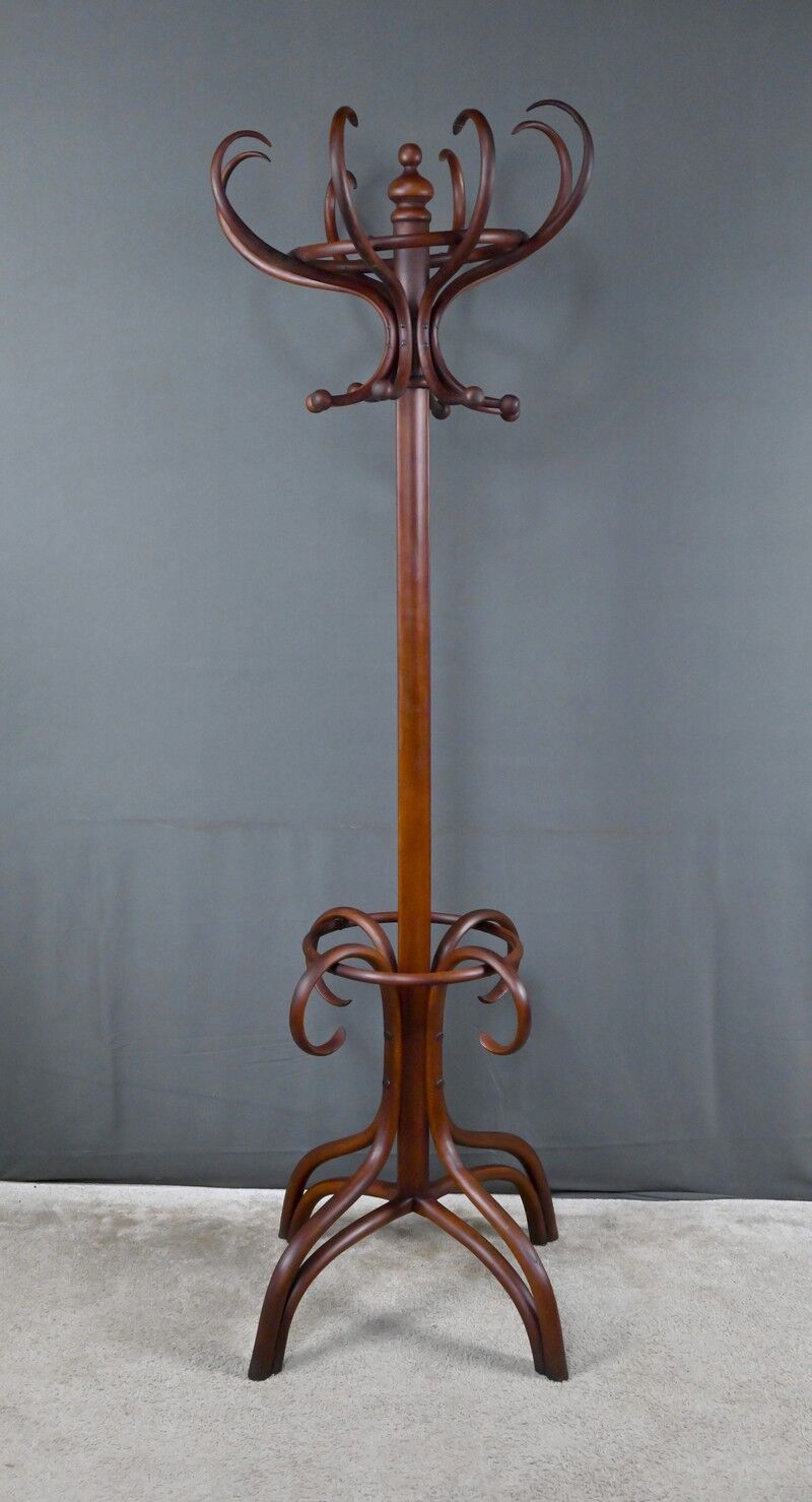 Large curved beech coat rack in the Thonet style – early 20th century