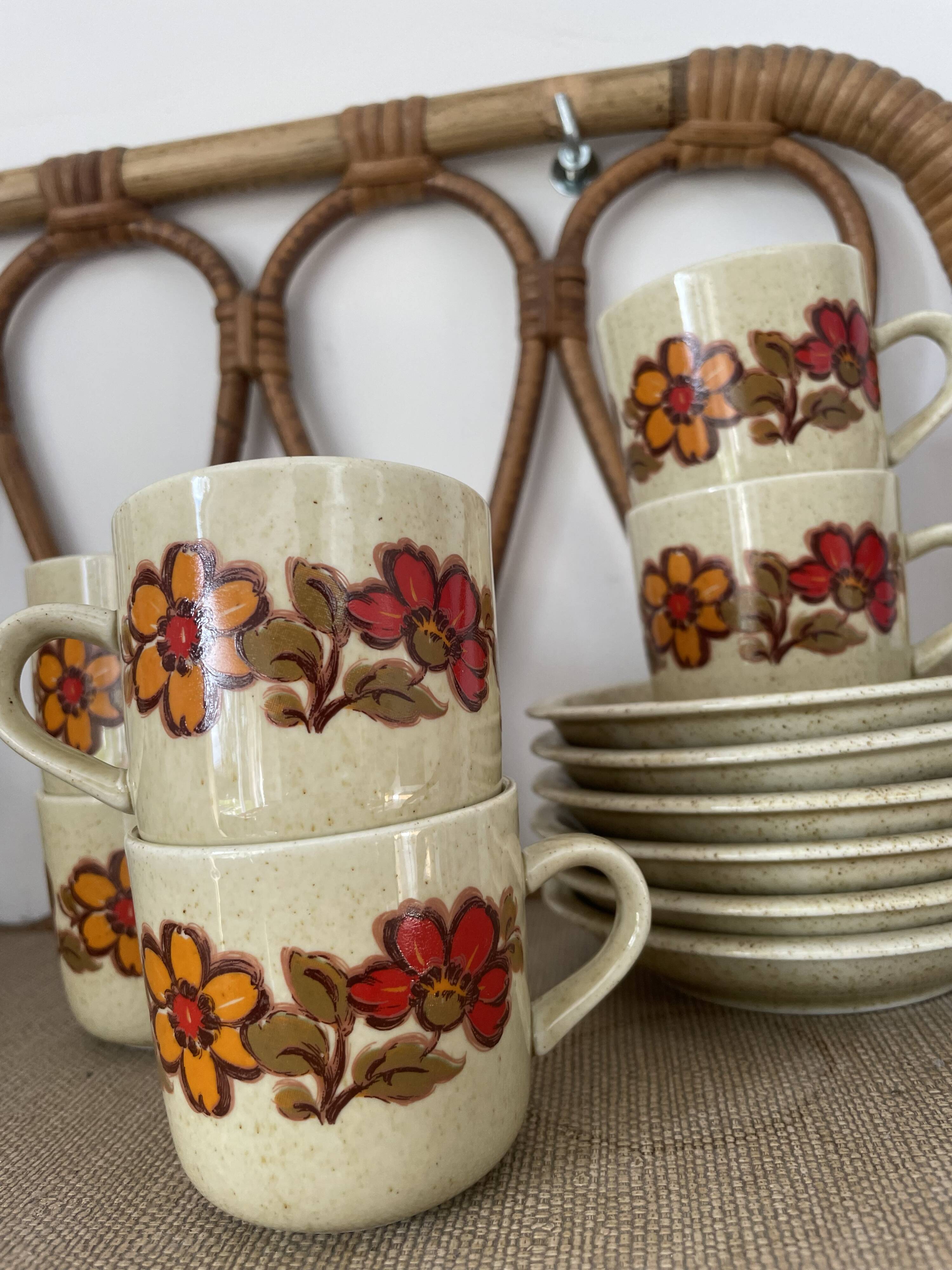 6 Weidmann Italian porcelain cups and saucers with floral design