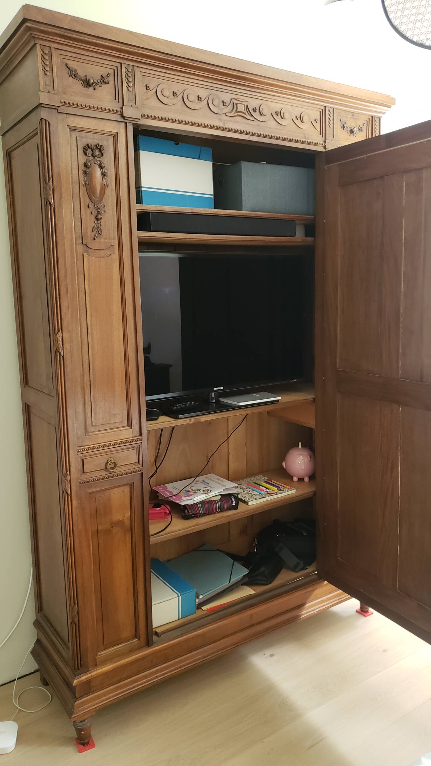 Armoire de chambre