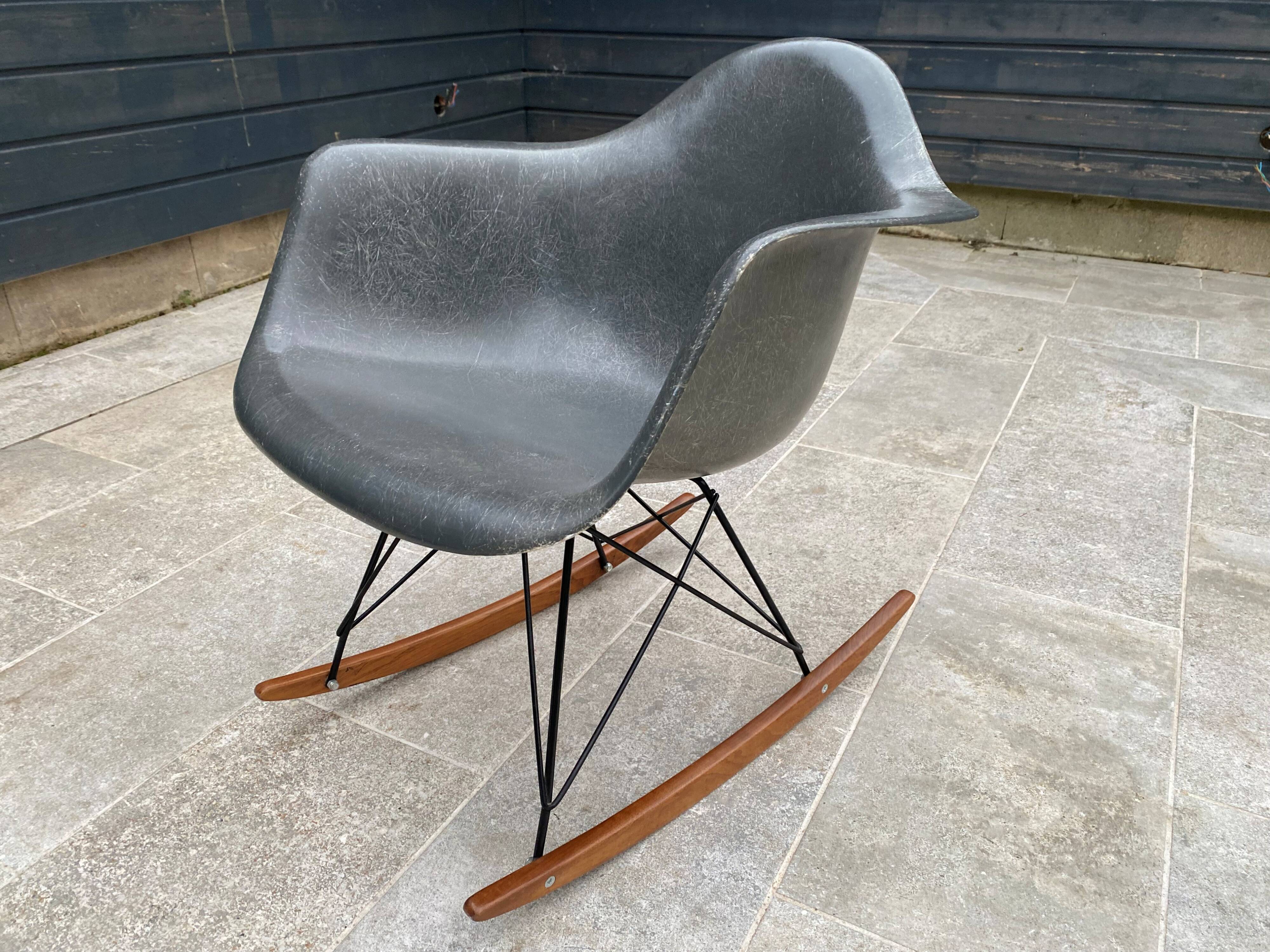 Rar eames armchair, elephant grey, zenith plastics, herman miller