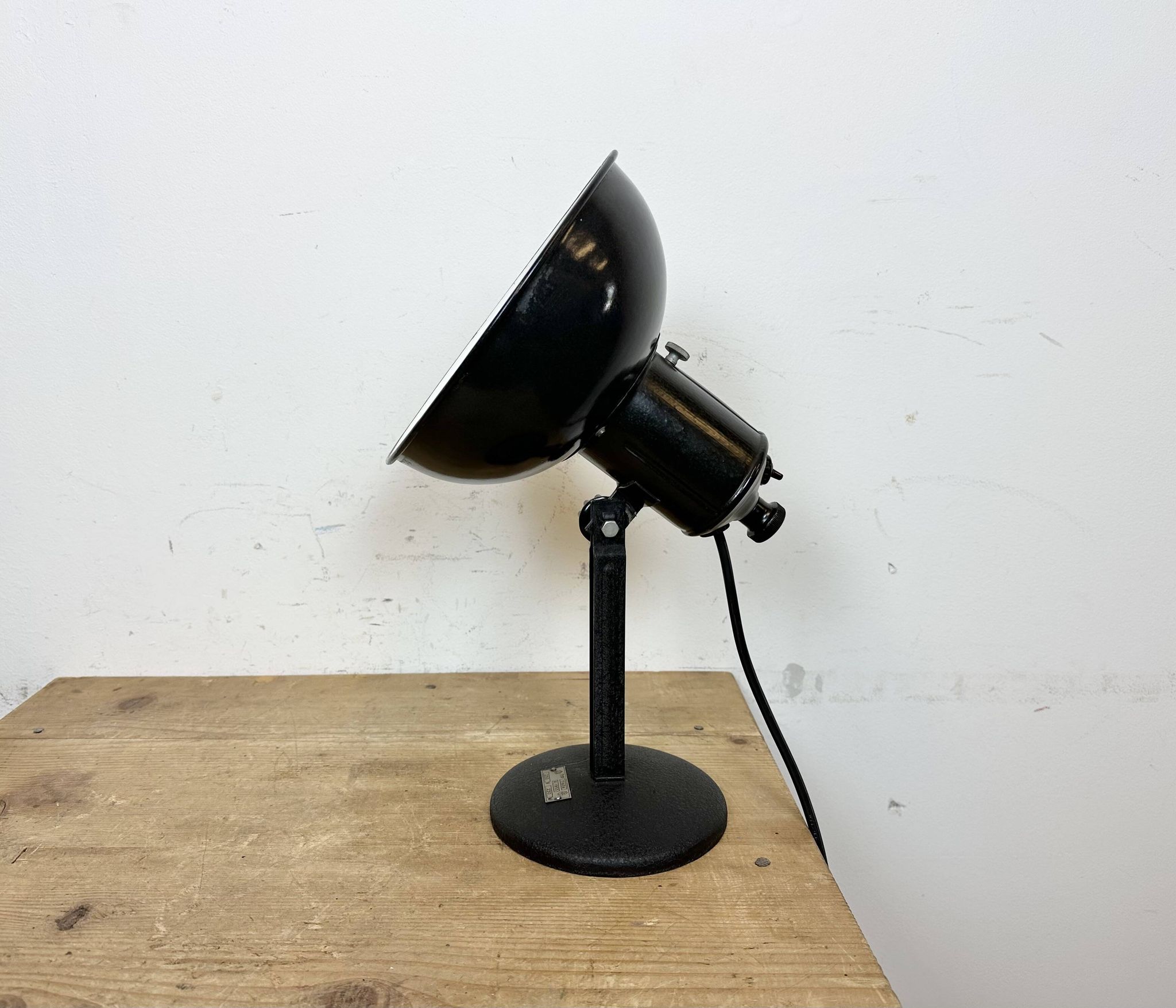 Vintage black enamel table photo lamp, 1950s
