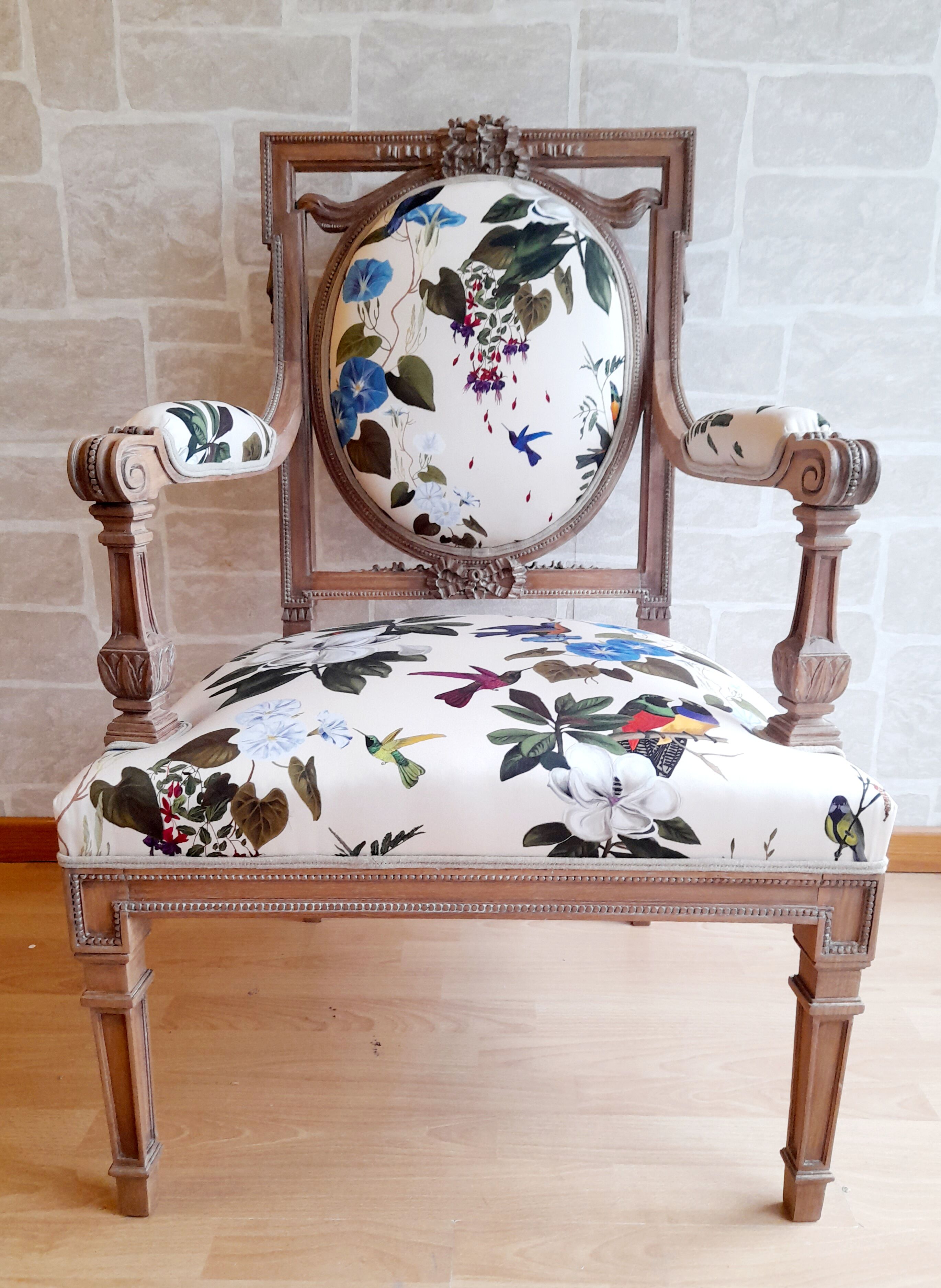 Fauteuil style Louis XVI rénové